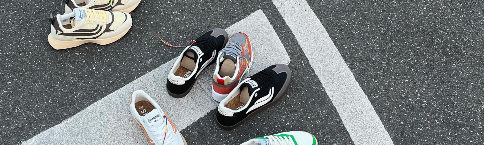 Bildmaterial bereitgestellt von SHOES.PLEASE.