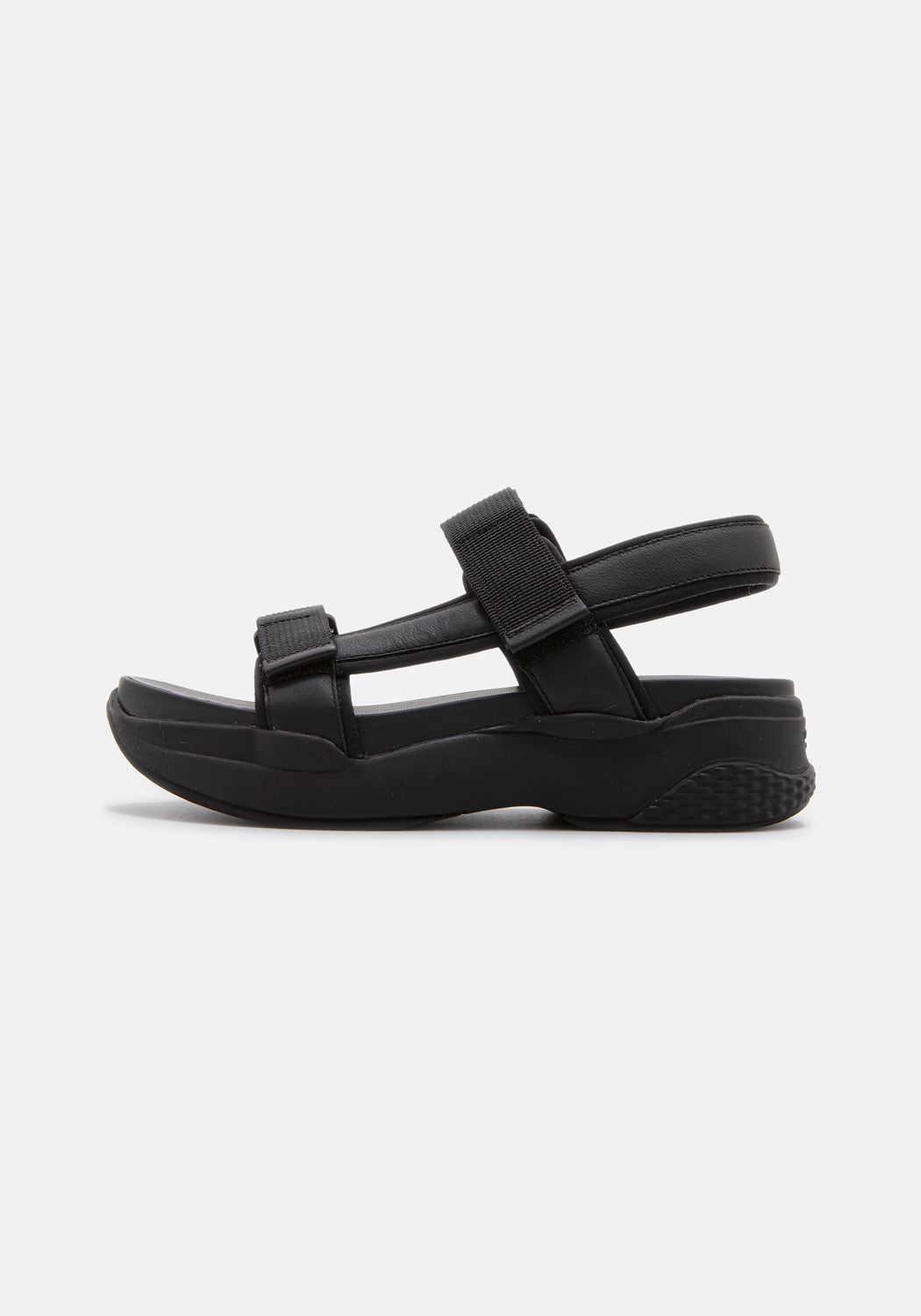LORI 4949-002-92 black | Bildmaterial bereitgestellt von SHOES.PLEASE.
