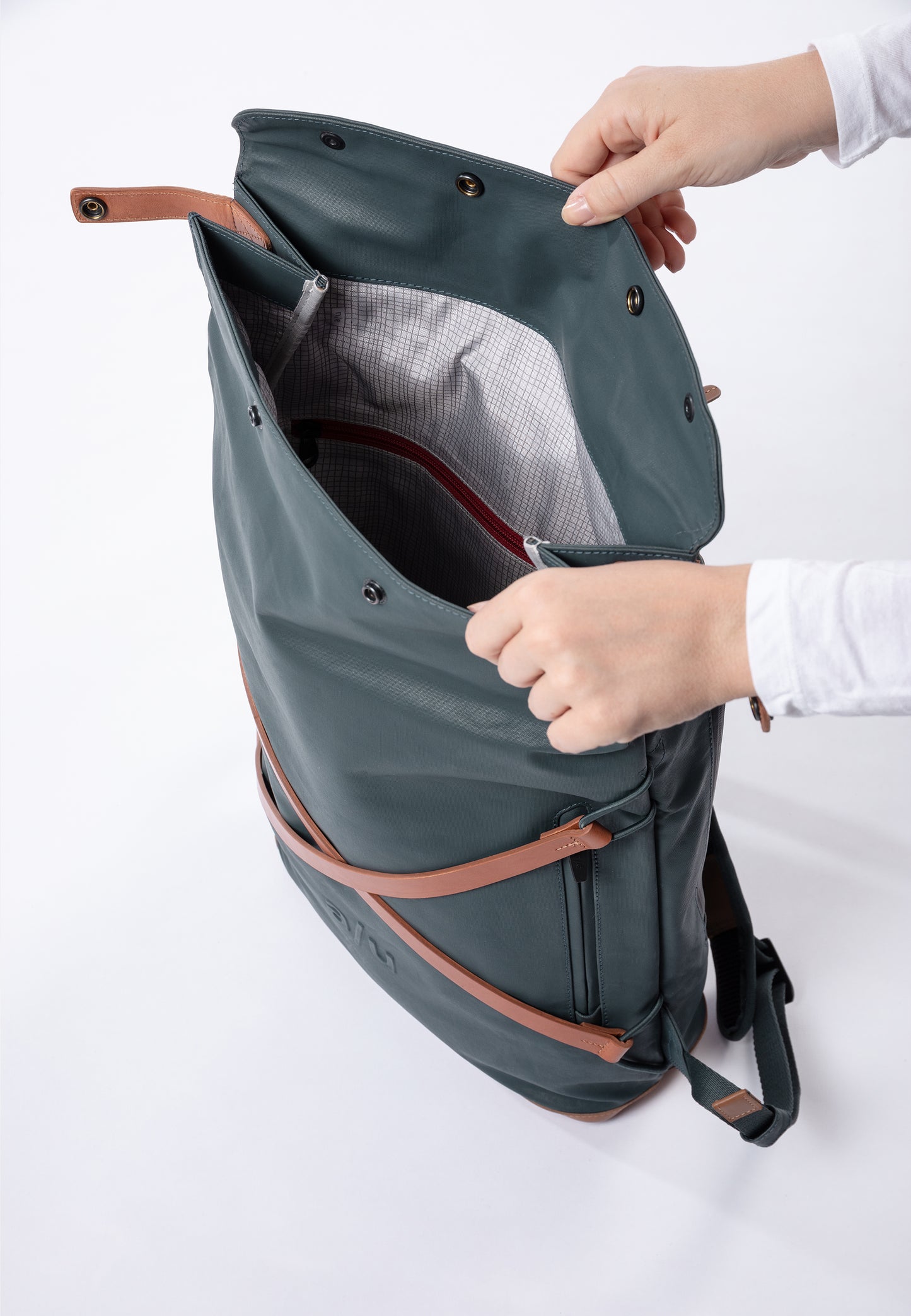 Osaka Osaka Rucksack 15" Japan cosmic void | Bildmaterial bereitgestellt von SHOES.PLEASE.