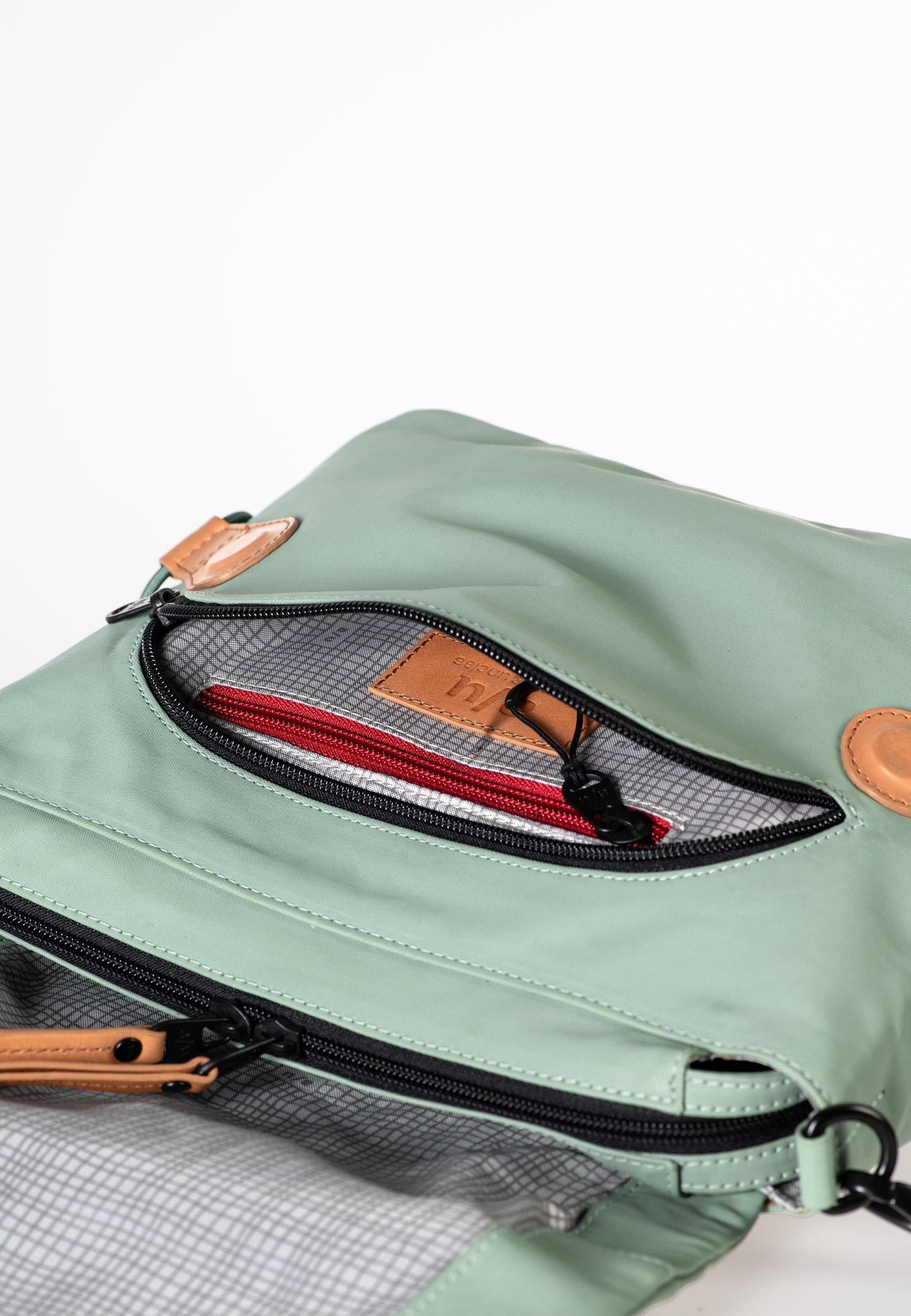 Sendai Messenger Bag 8" Japan sage green | Bildmaterial bereitgestellt von SHOES.PLEASE.