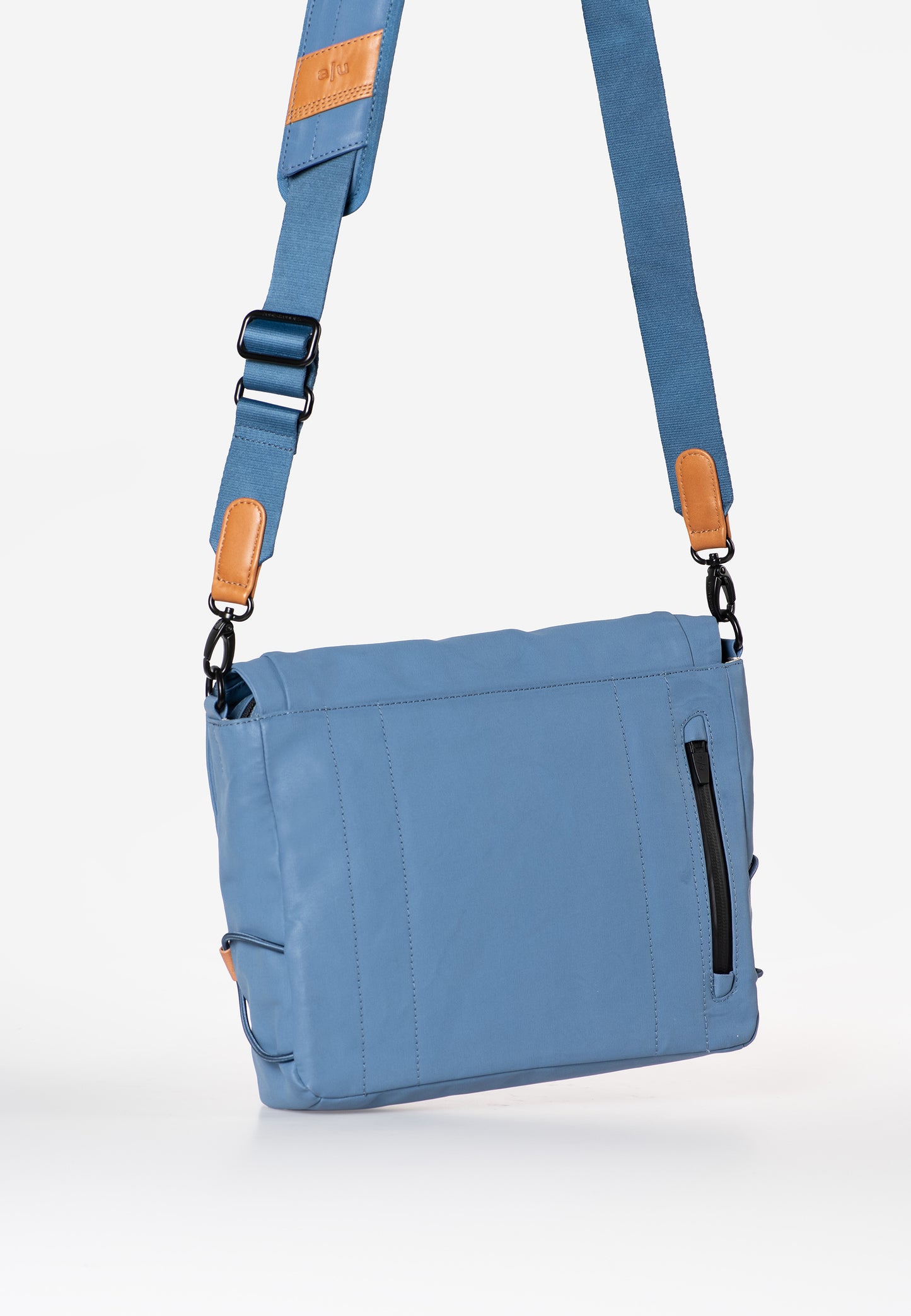 Sendai Messenger Bag 8" Japan blue jeans | Bildmaterial bereitgestellt von SHOES.PLEASE.