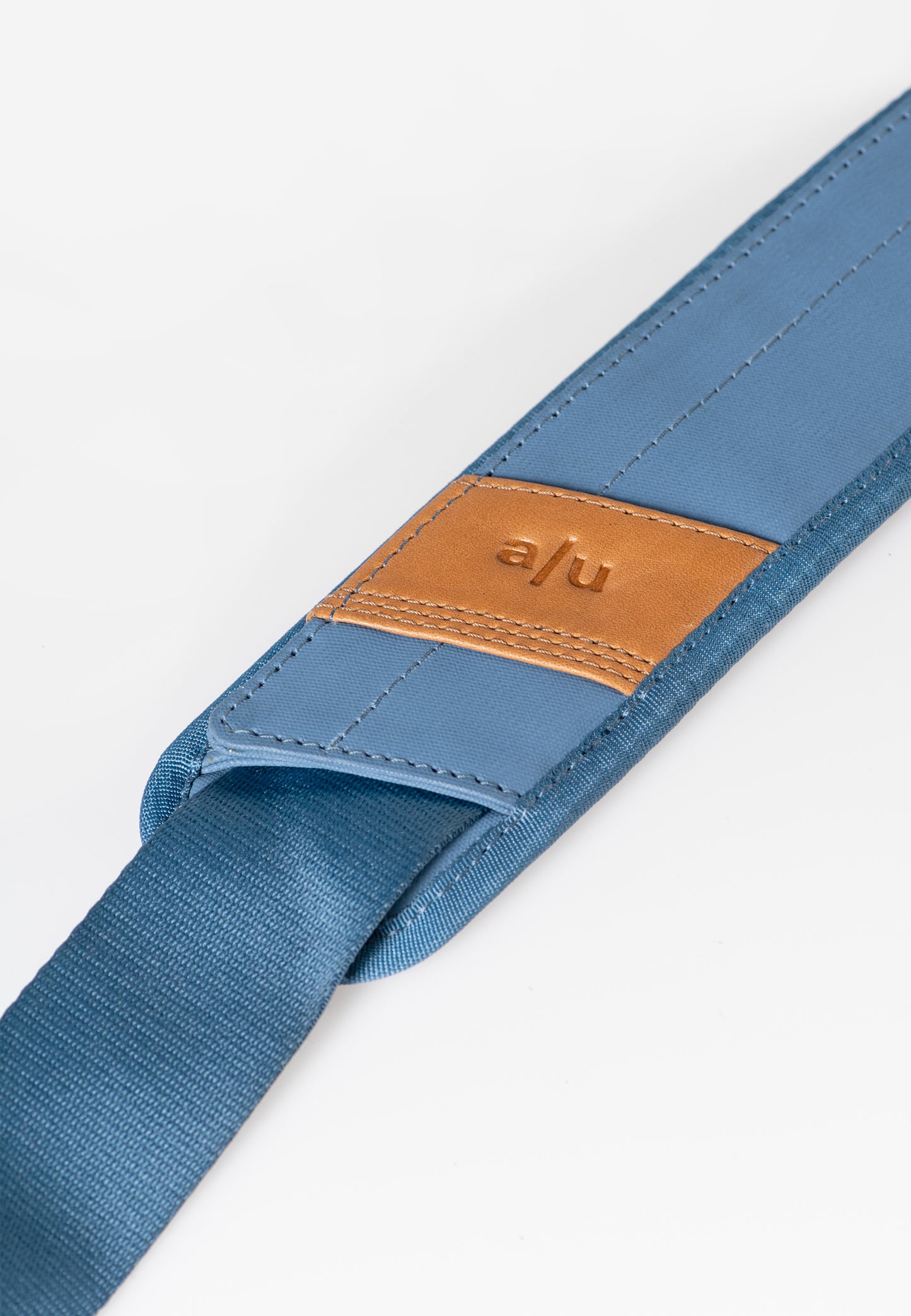 Sendai Messenger Bag 8" Japan blue jeans | Bildmaterial bereitgestellt von SHOES.PLEASE.