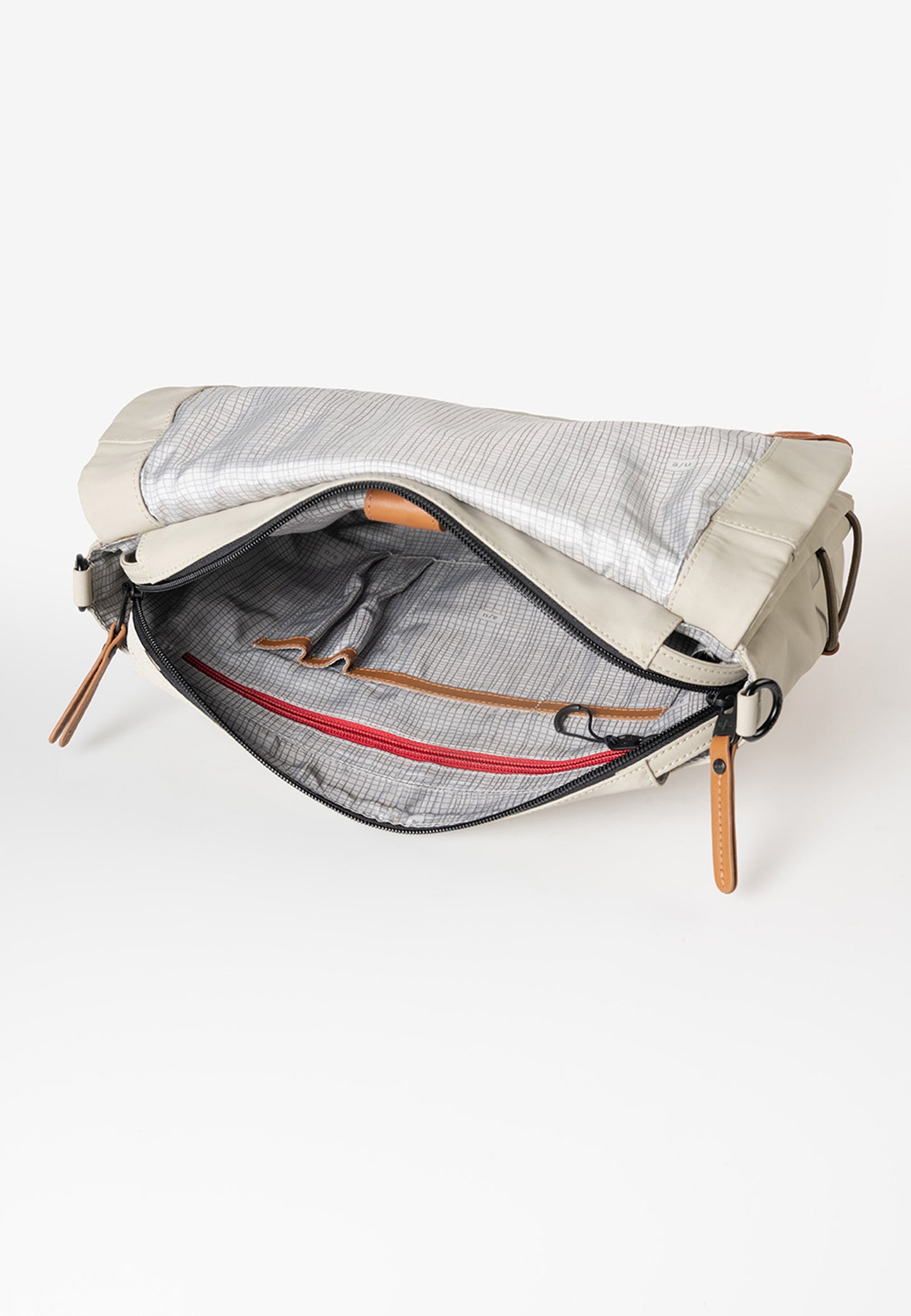 Matsumoto Umhängetasche dust | Bildmaterial bereitgestellt von SHOES.PLEASE.