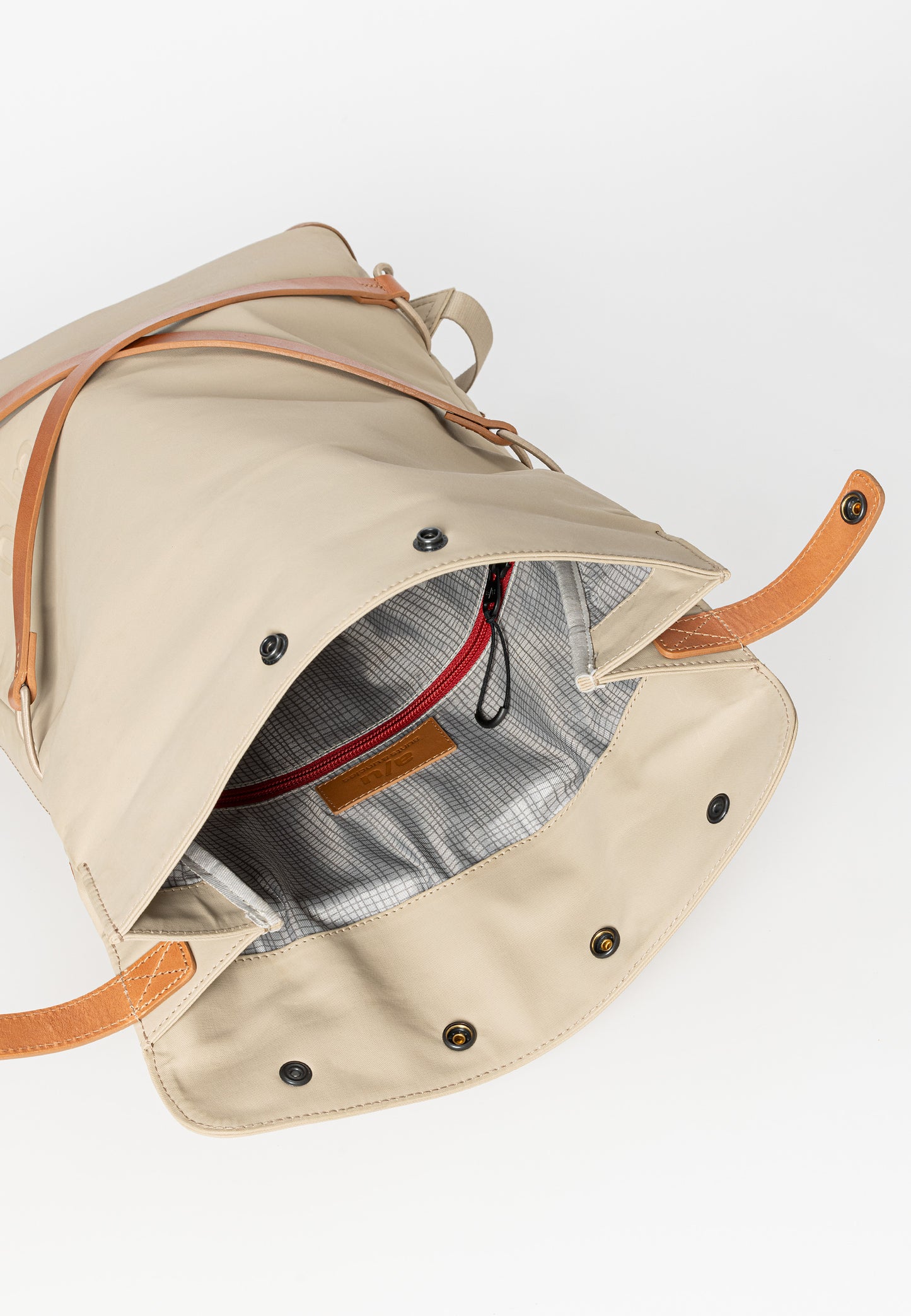 Yokohama Rucksack 13 nomad" | Bildmaterial bereitgestellt von SHOES.PLEASE.