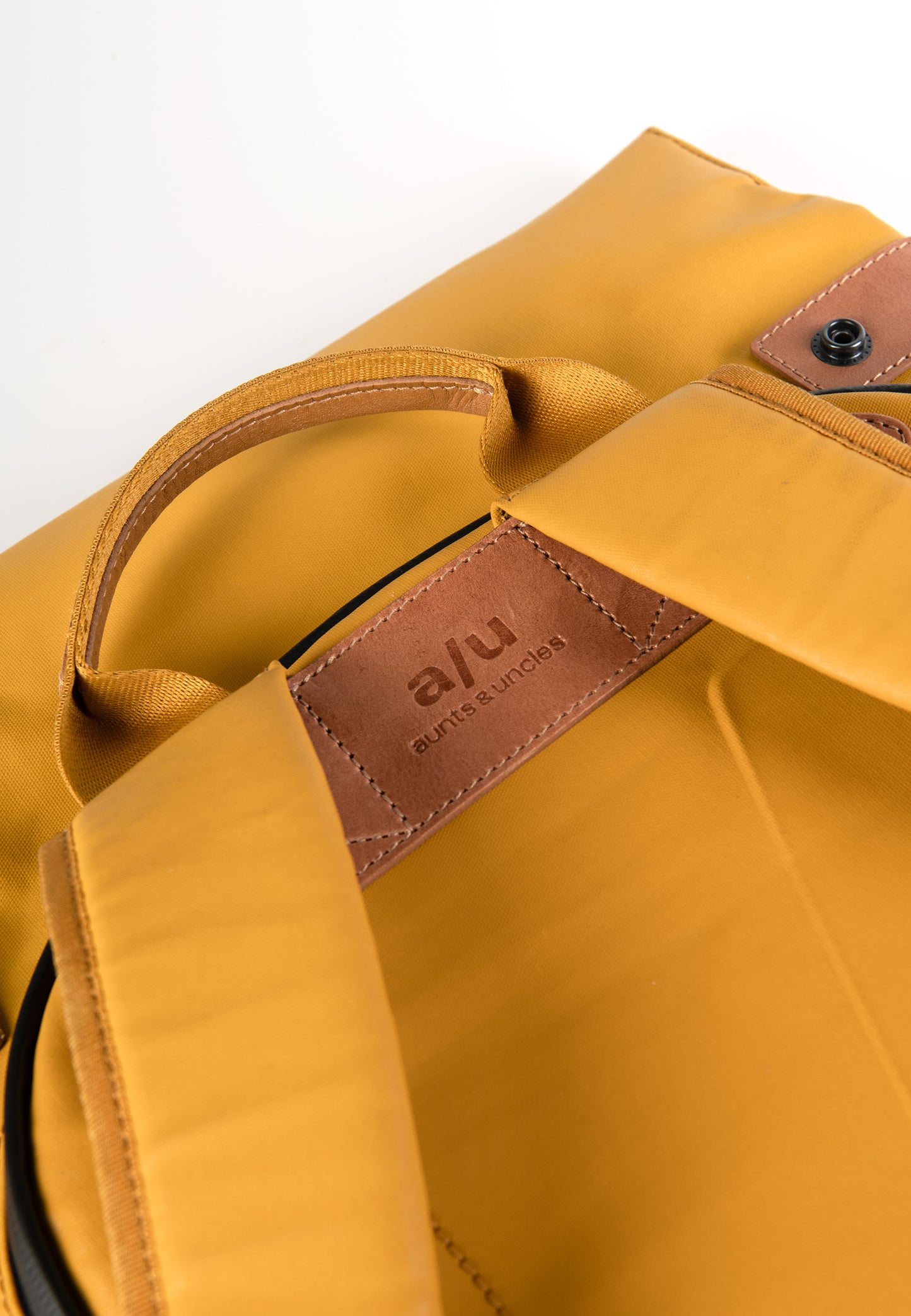 Yokohama Rucksack 13 mustard" | Bildmaterial bereitgestellt von SHOES.PLEASE.
