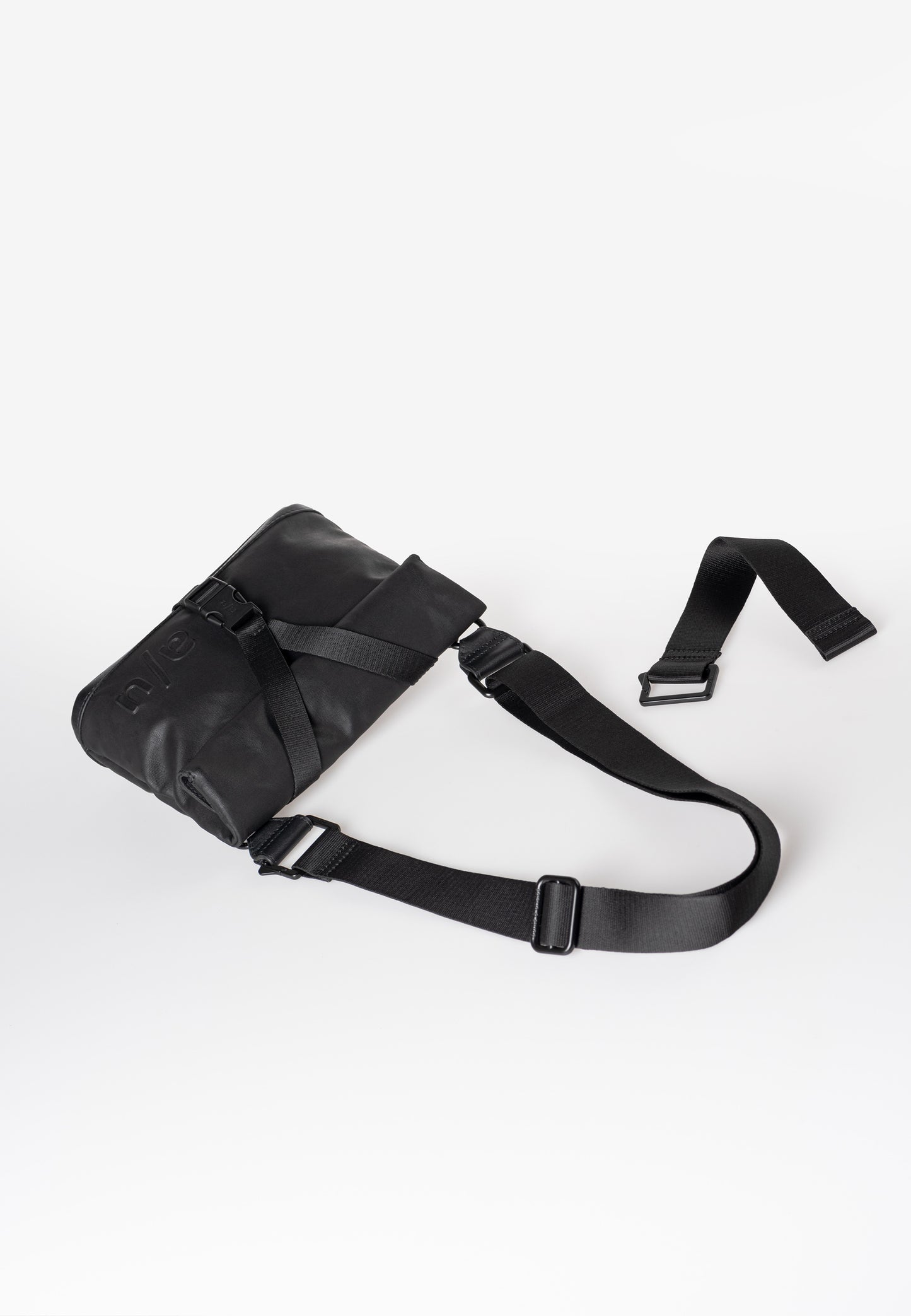 Tsu Gürteltasche Japan black | Bildmaterial bereitgestellt von SHOES.PLEASE.