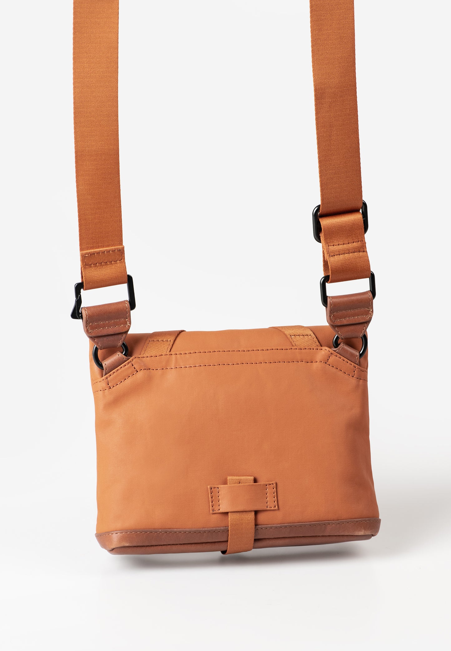 Tsu Bauchtasche Japan honey ginger | Bildmaterial bereitgestellt von SHOES.PLEASE.