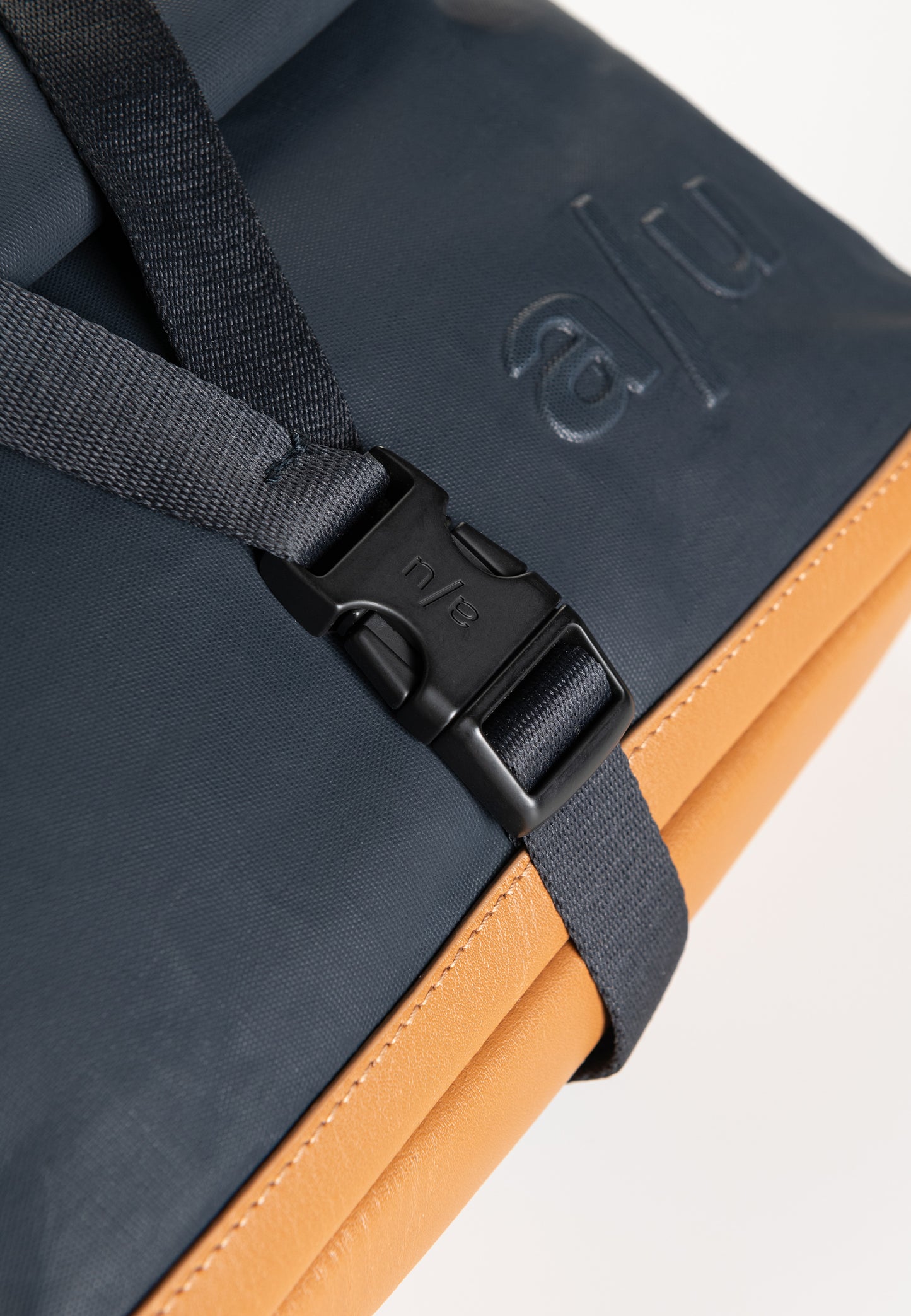 Tsu Bauchtasche Japan night blue | Bildmaterial bereitgestellt von SHOES.PLEASE.