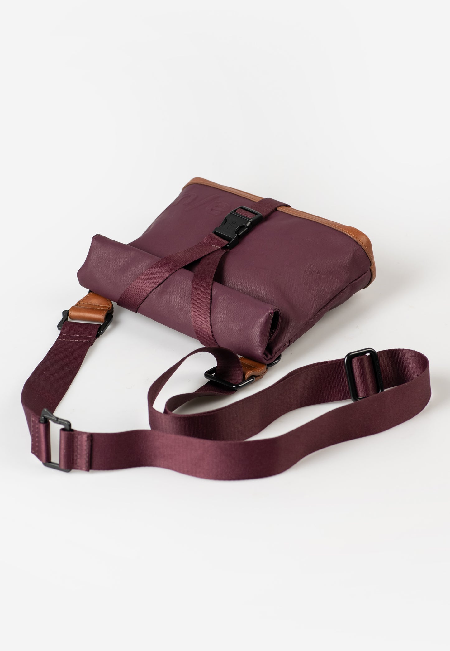 Tsu Bauchtasche Japan cherry laquer | Bildmaterial bereitgestellt von SHOES.PLEASE.