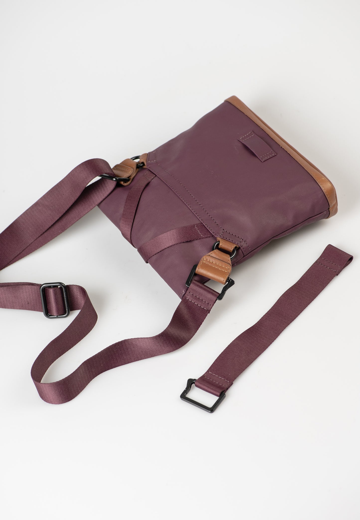Tsu Bauchtasche Japan cherry laquer | Bildmaterial bereitgestellt von SHOES.PLEASE.