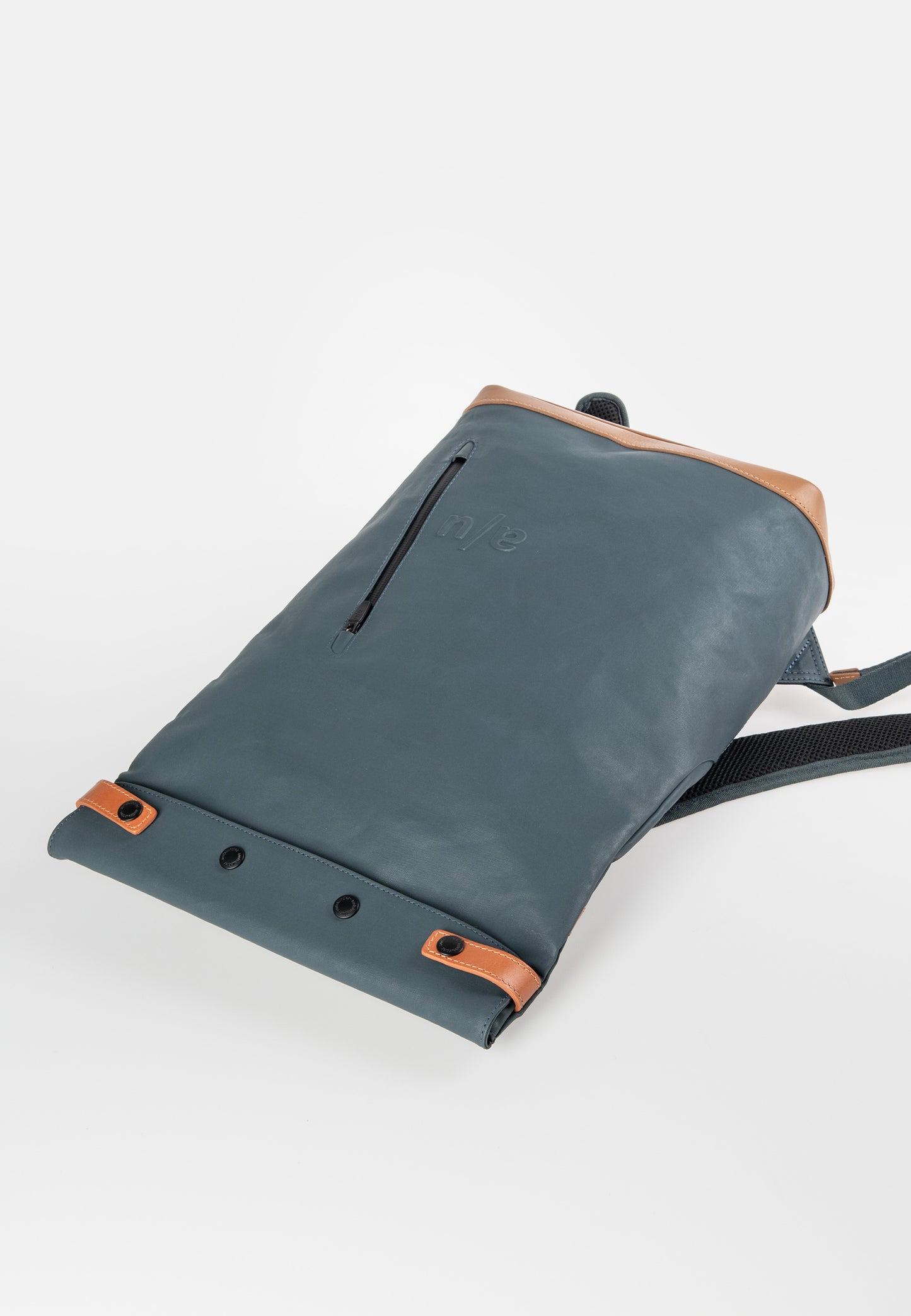 Wakayama Rucksack Japan cosmic void | Bildmaterial bereitgestellt von SHOES.PLEASE.