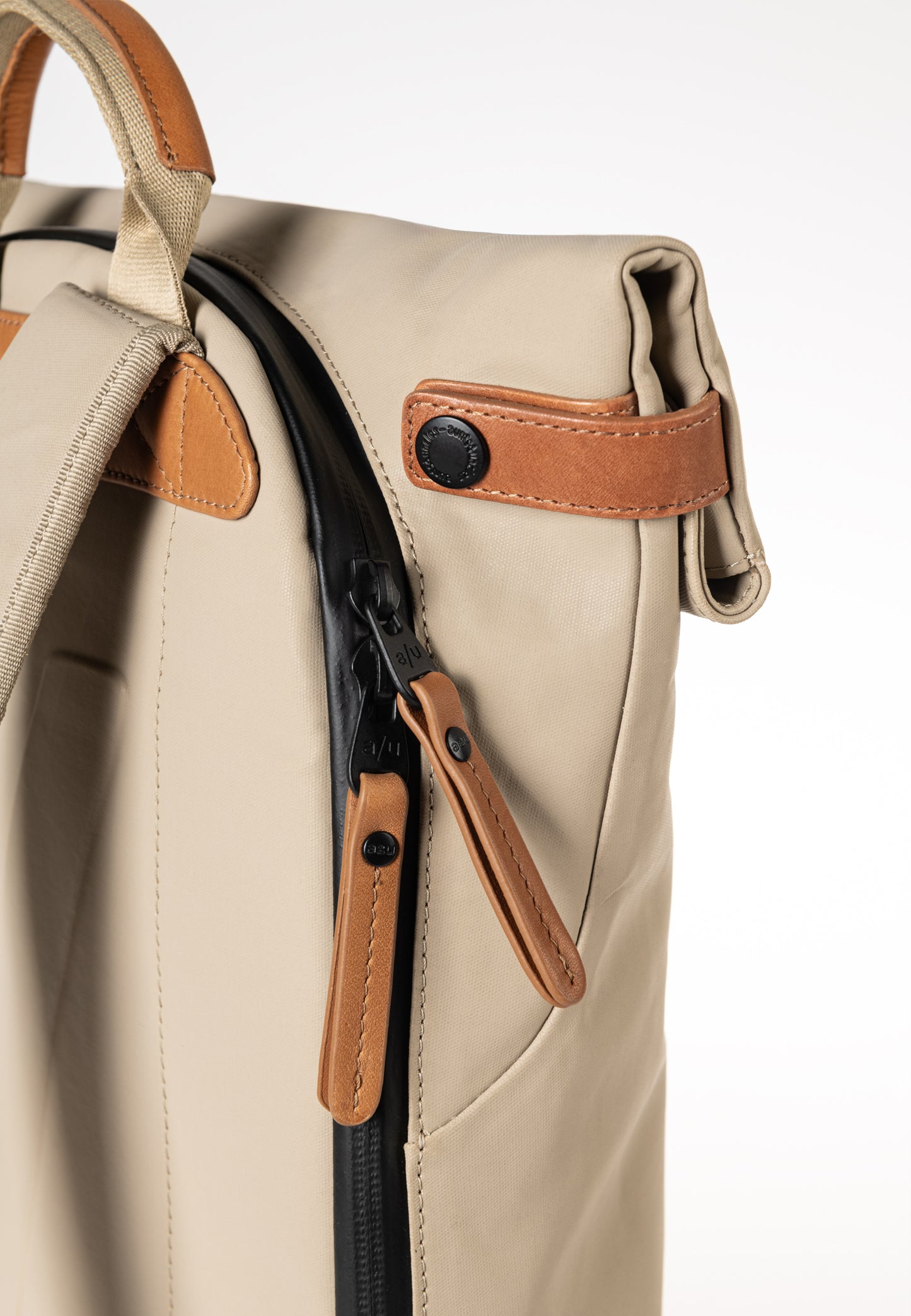 Wakayama Rucksack dust | Bildmaterial bereitgestellt von SHOES.PLEASE.