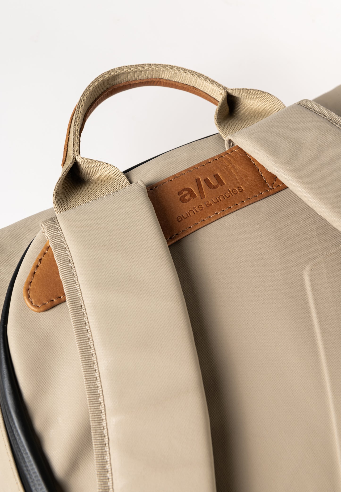 Wakayama Rucksack dust | Bildmaterial bereitgestellt von SHOES.PLEASE.