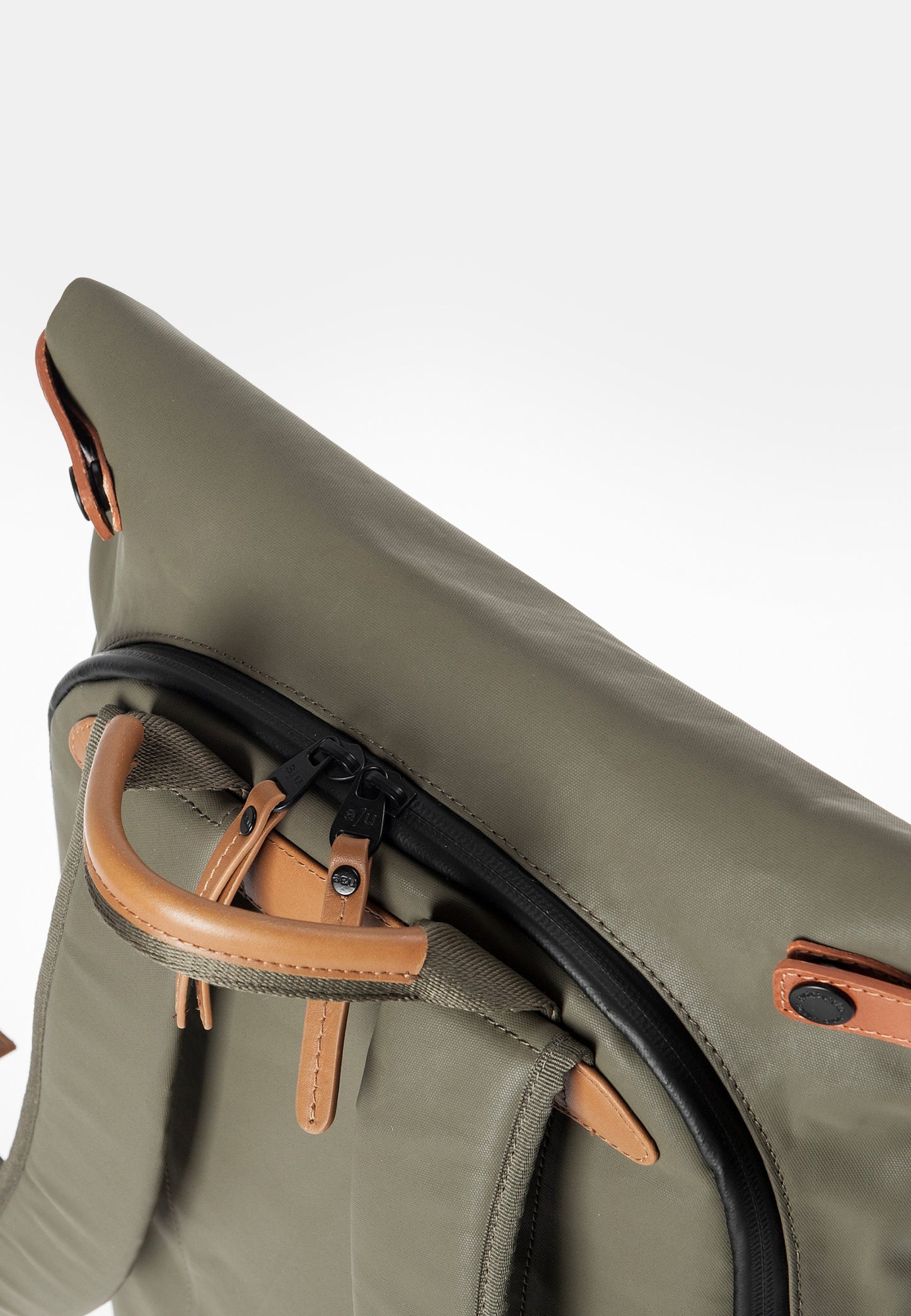 Wakayama Rucksack fallen rock | Bildmaterial bereitgestellt von SHOES.PLEASE.