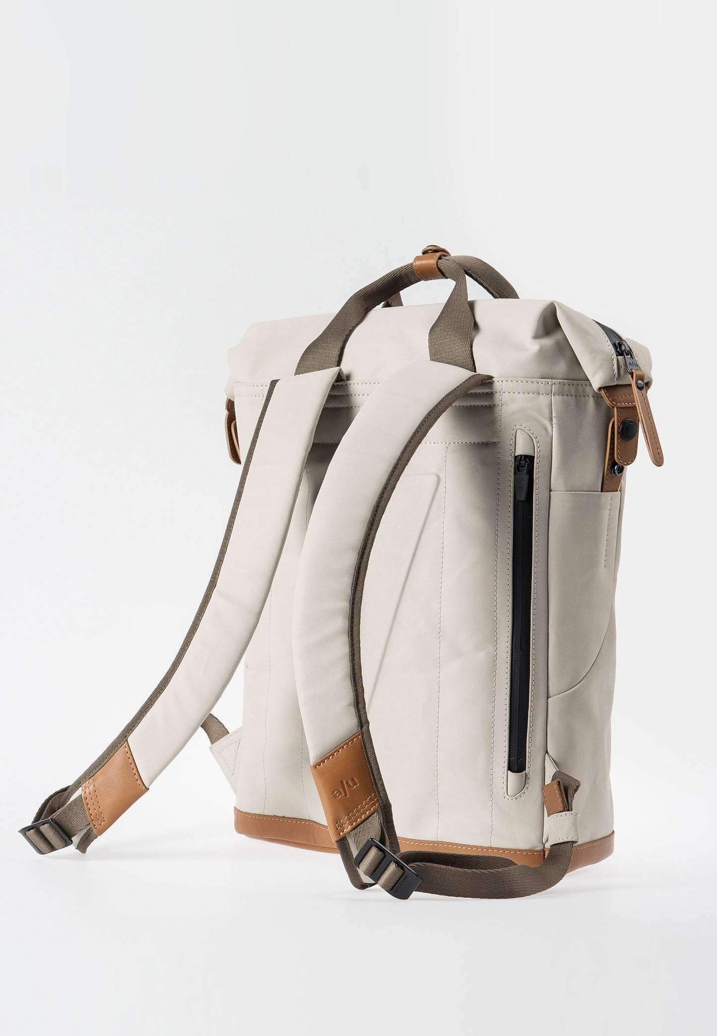 Morioka Rucksack dust | Bildmaterial bereitgestellt von SHOES.PLEASE.