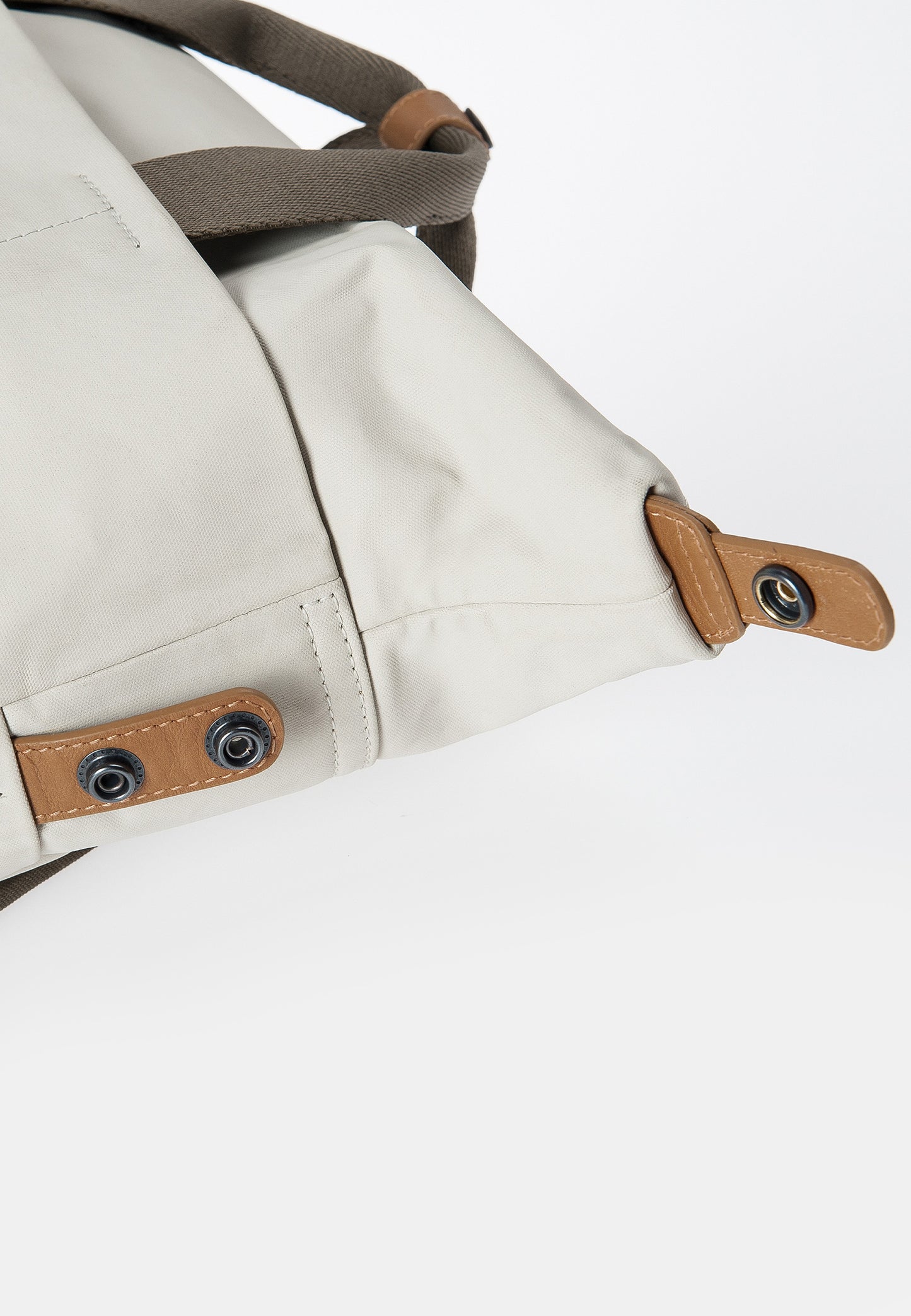 Morioka Rucksack dust | Bildmaterial bereitgestellt von SHOES.PLEASE.
