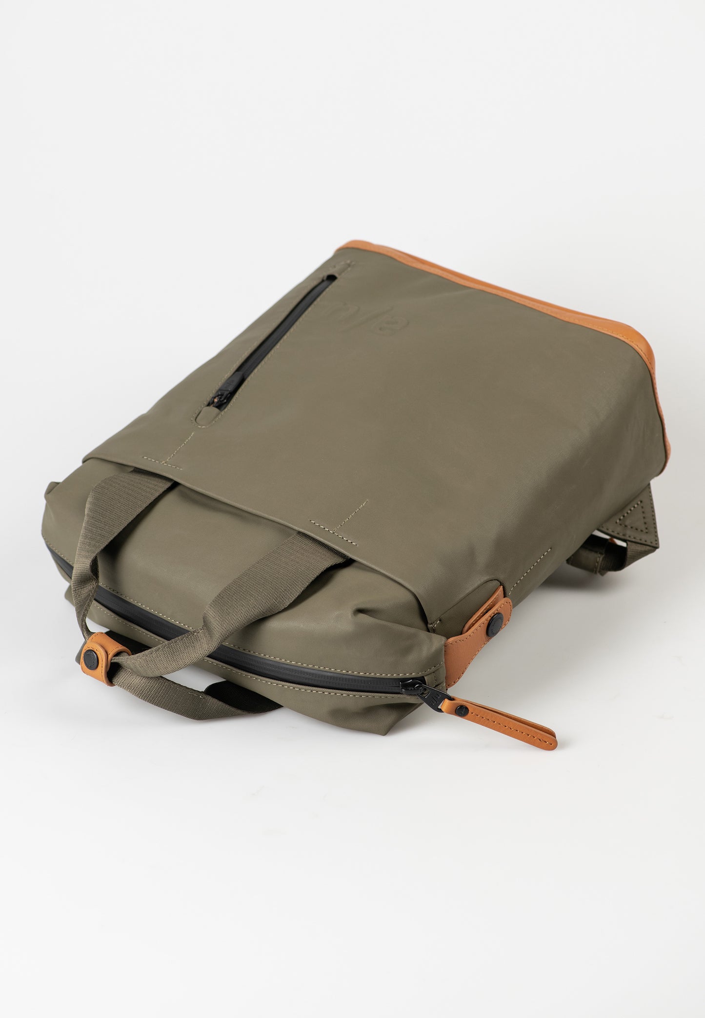 Yaizu Rucksack Japan fallen rock | Bildmaterial bereitgestellt von SHOES.PLEASE.