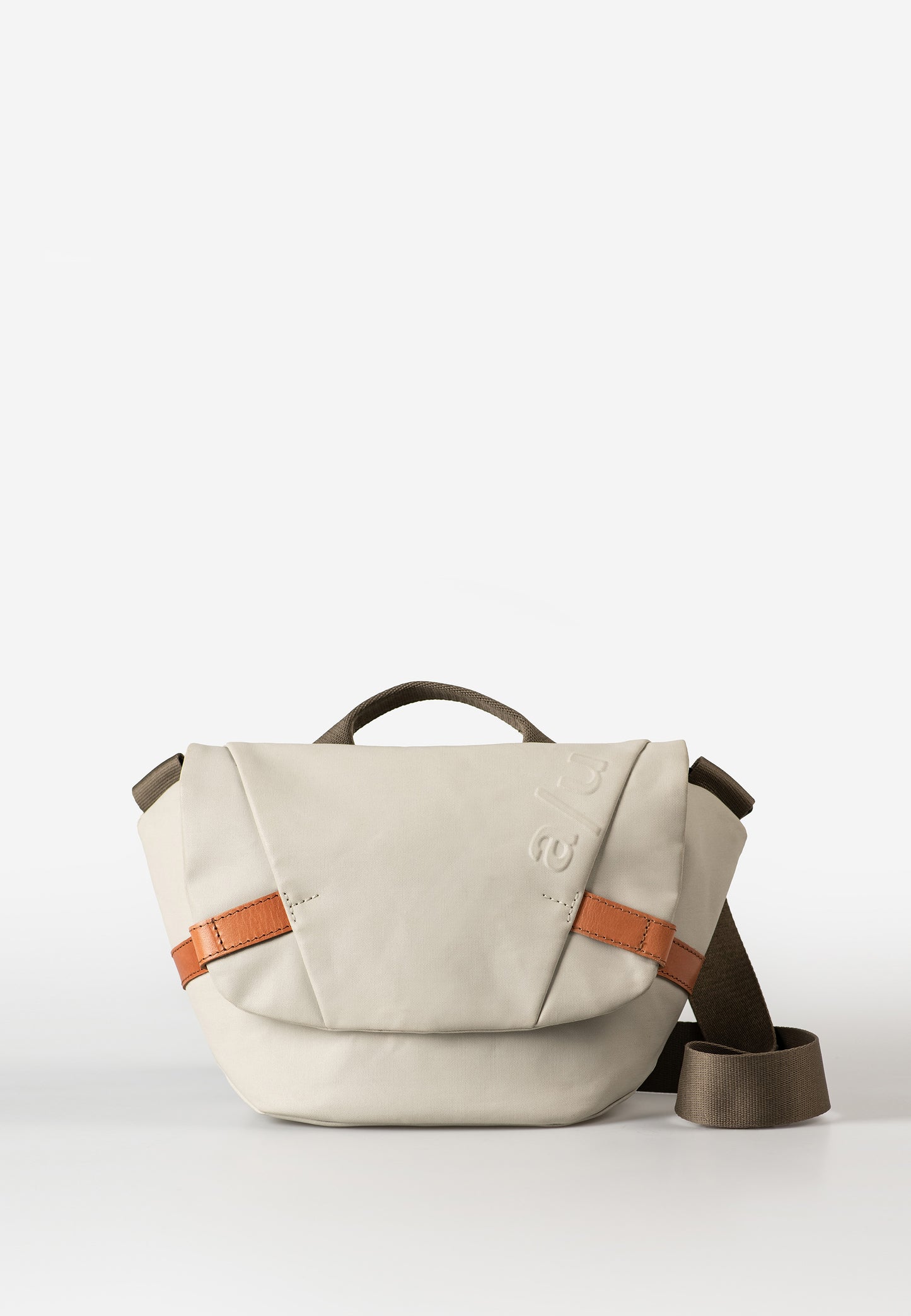 Kazo Japan dust | Bildmaterial bereitgestellt von SHOES.PLEASE.