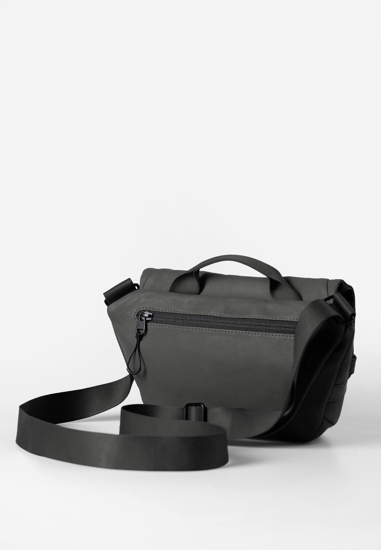 Kazo Japan volcanic ash | Bildmaterial bereitgestellt von SHOES.PLEASE.
