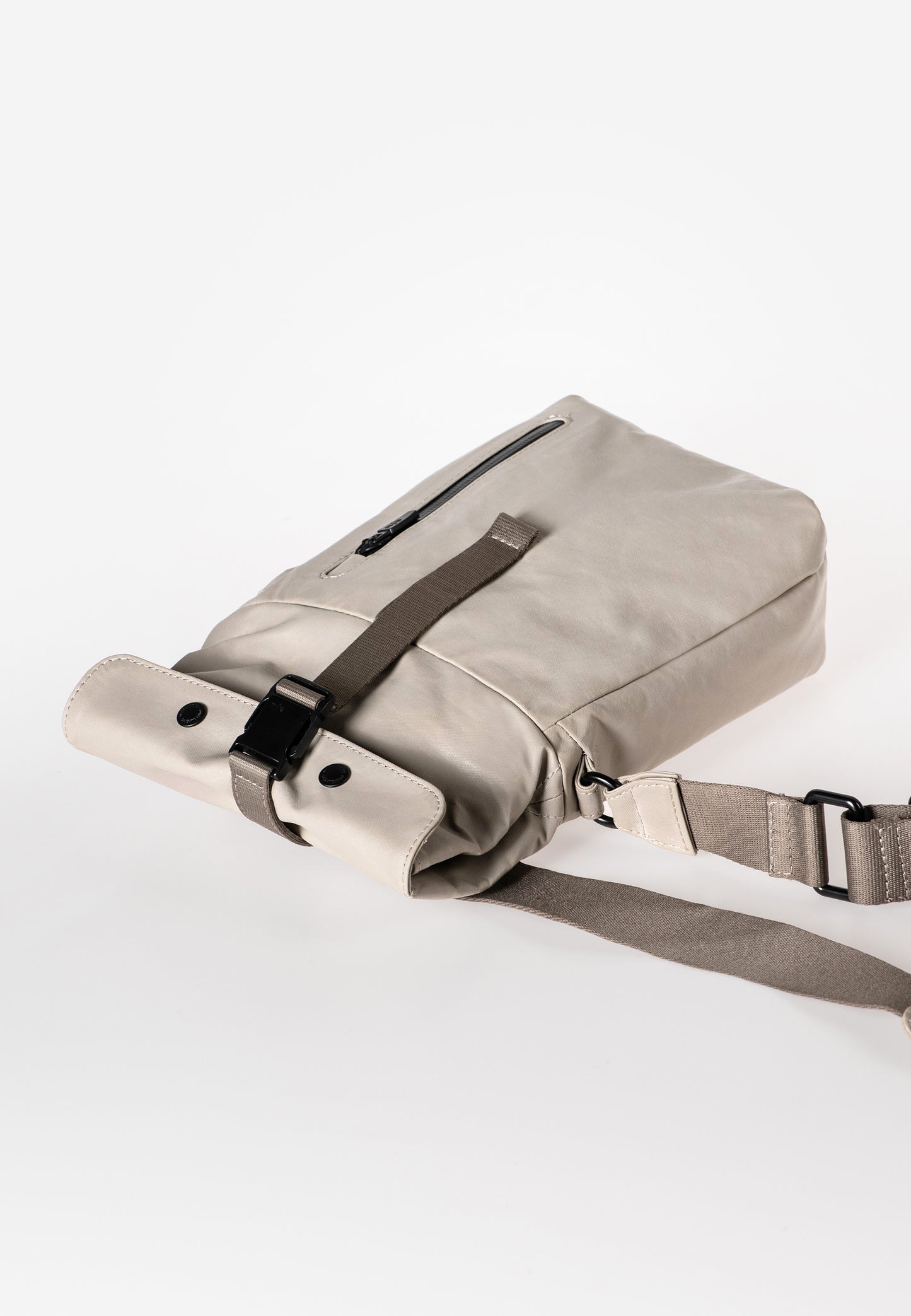 Yodo RE driftwood | Bildmaterial bereitgestellt von SHOES.PLEASE.