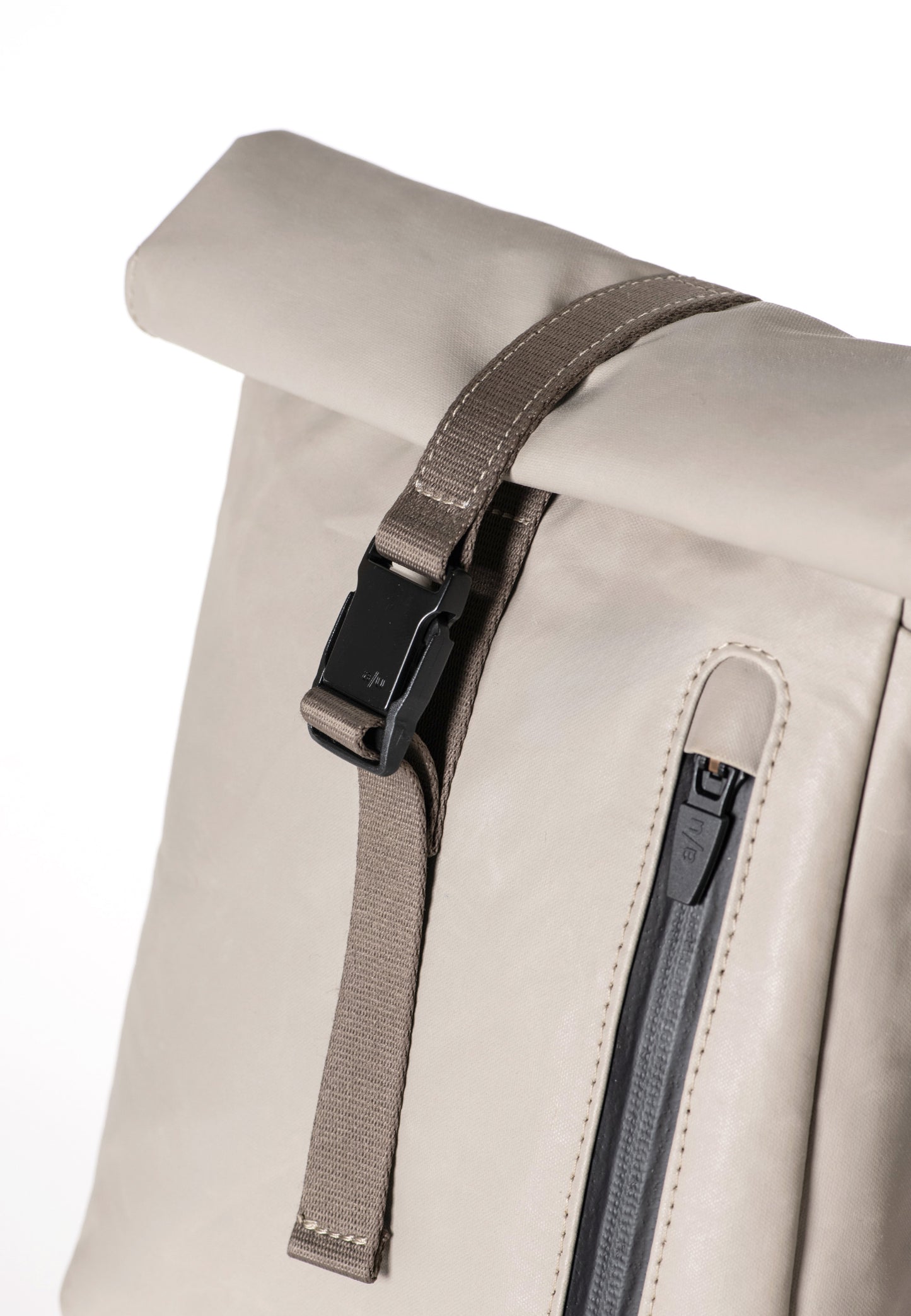 Kuji RE Rolltop Umhängetasche Japan RE driftwood | Bildmaterial bereitgestellt von SHOES.PLEASE.