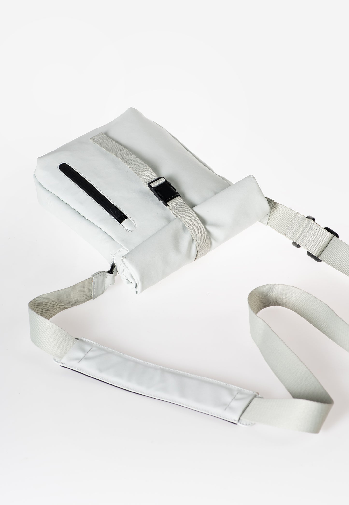 Kuji RE Rolltop Umhängetasche Japan RE cloud nine | Bildmaterial bereitgestellt von SHOES.PLEASE.