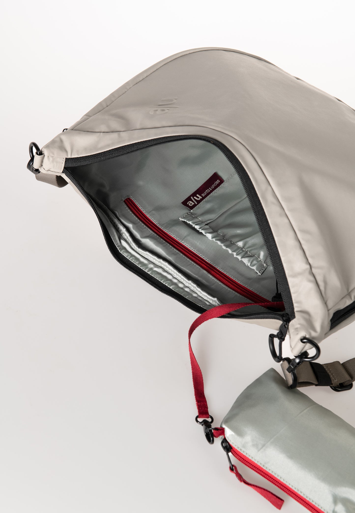 Koyoshi RE Halfmoon Bag Japan RE driftwood | Bildmaterial bereitgestellt von SHOES.PLEASE.