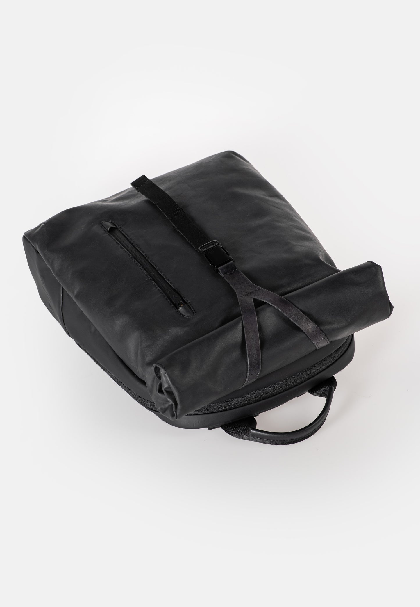 Yabe RE Rucksack black | Bildmaterial bereitgestellt von SHOES.PLEASE.