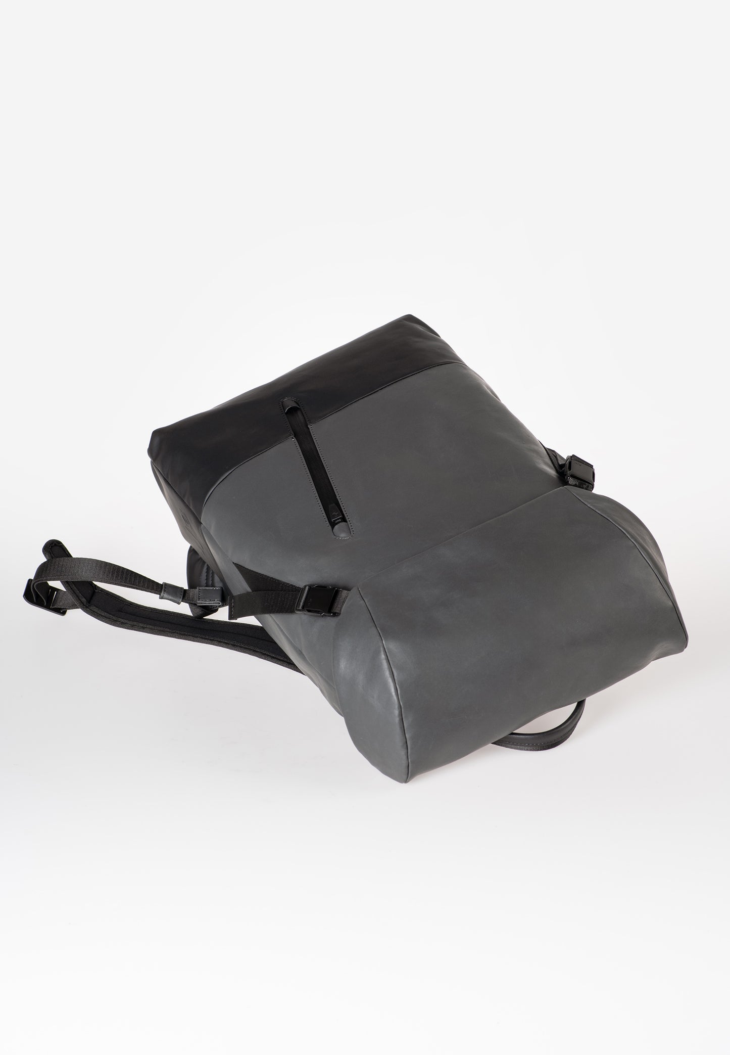 Niyodo RE Rucksack Japan RE volcanic ash | Bildmaterial bereitgestellt von SHOES.PLEASE.