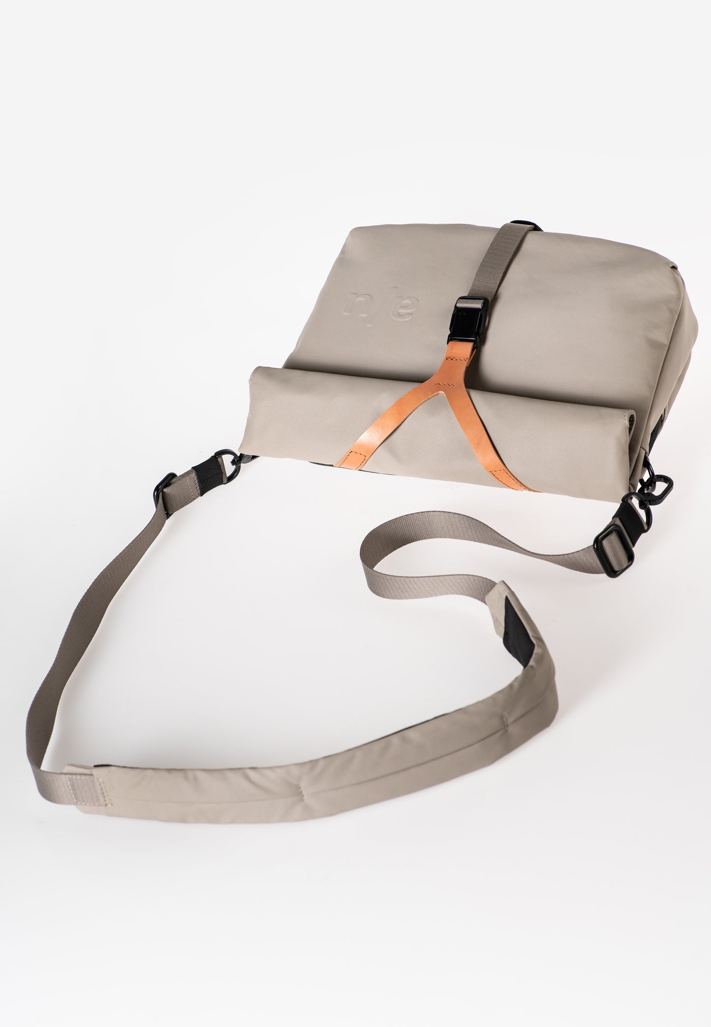 Takahashi RE Japan RE driftwood | Bildmaterial bereitgestellt von SHOES.PLEASE.