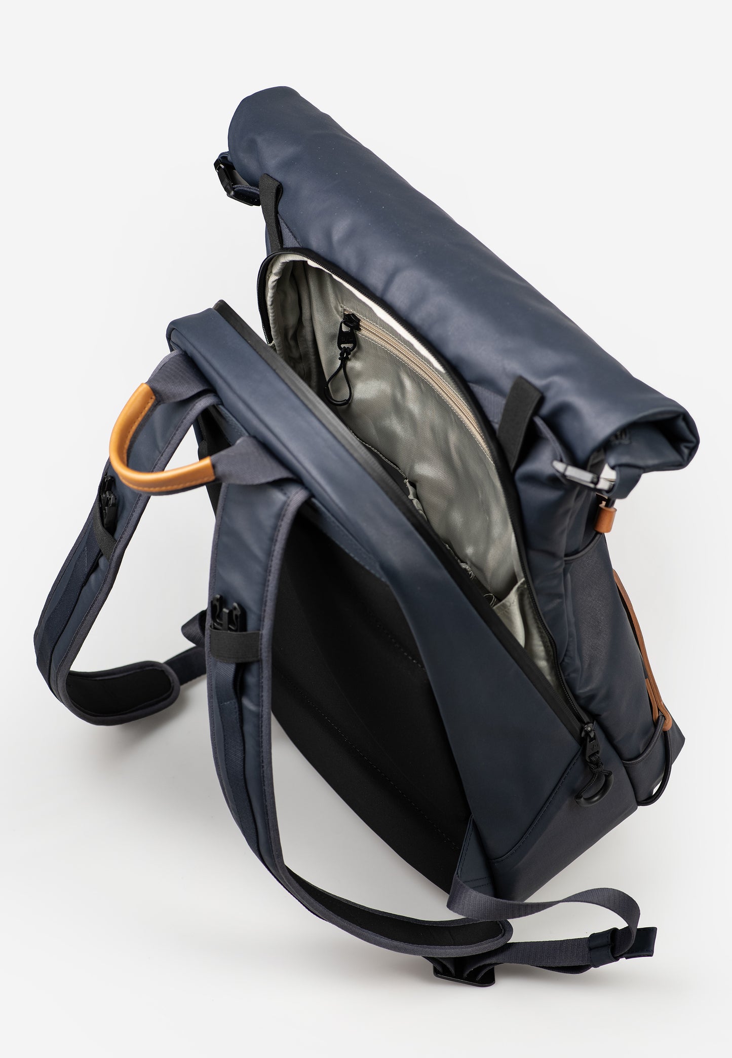 Kushiro RE Japan RE outer space | Bildmaterial bereitgestellt von SHOES.PLEASE.