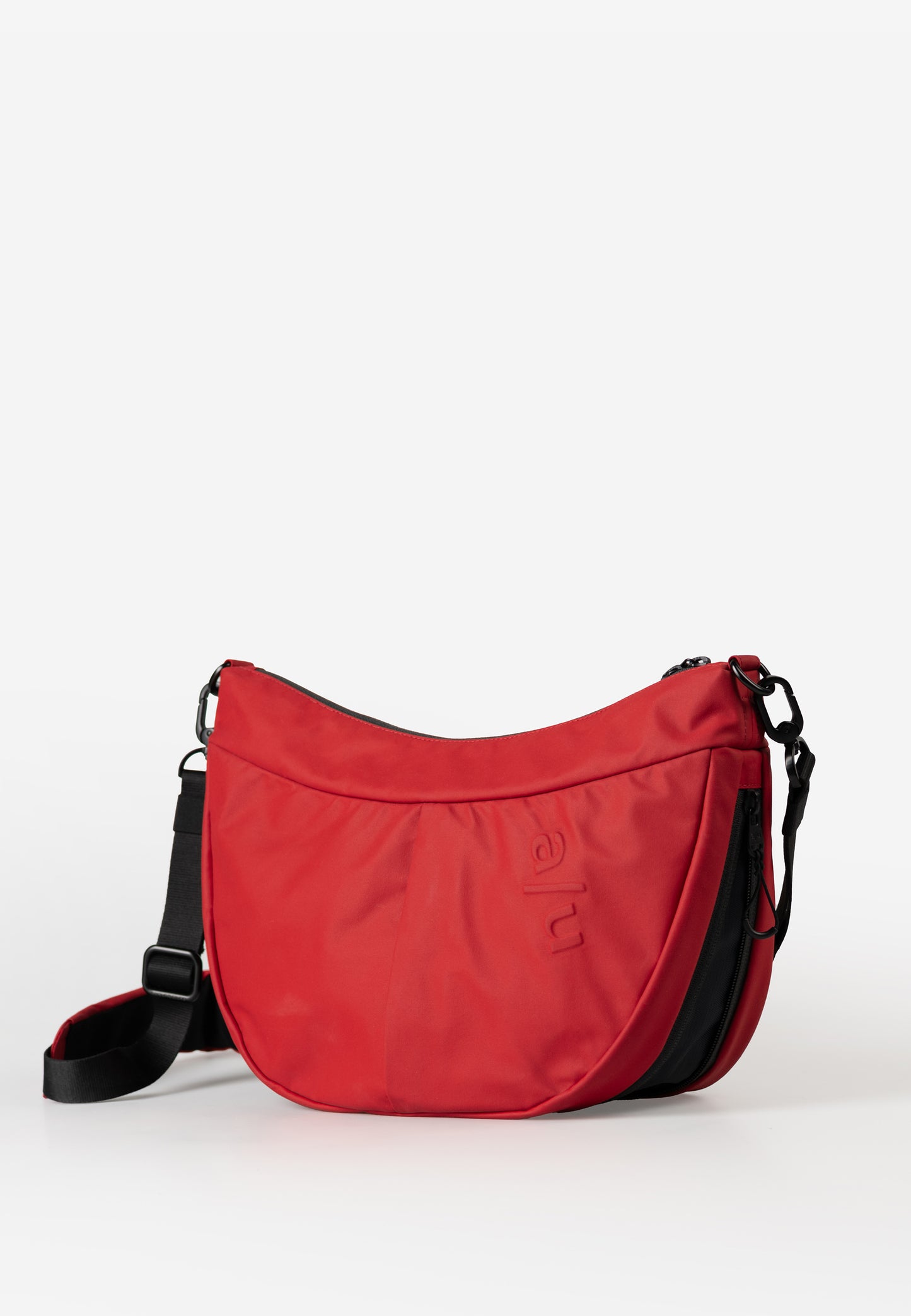 Toyo RE LITE Halfmoon Bag Japan RE LITE red | Bildmaterial bereitgestellt von SHOES.PLEASE.