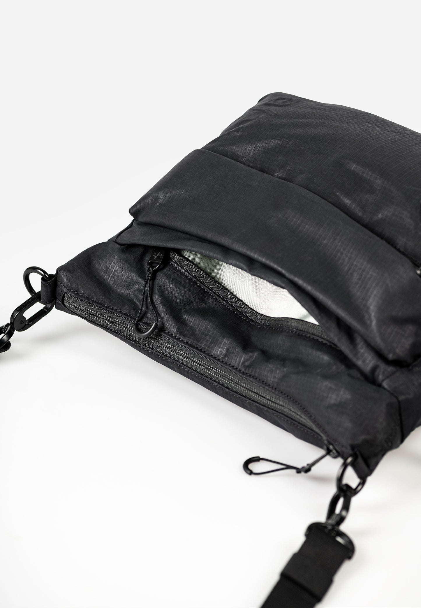 Nanuki RE LITE Japan RE LITE black | Bildmaterial bereitgestellt von SHOES.PLEASE.