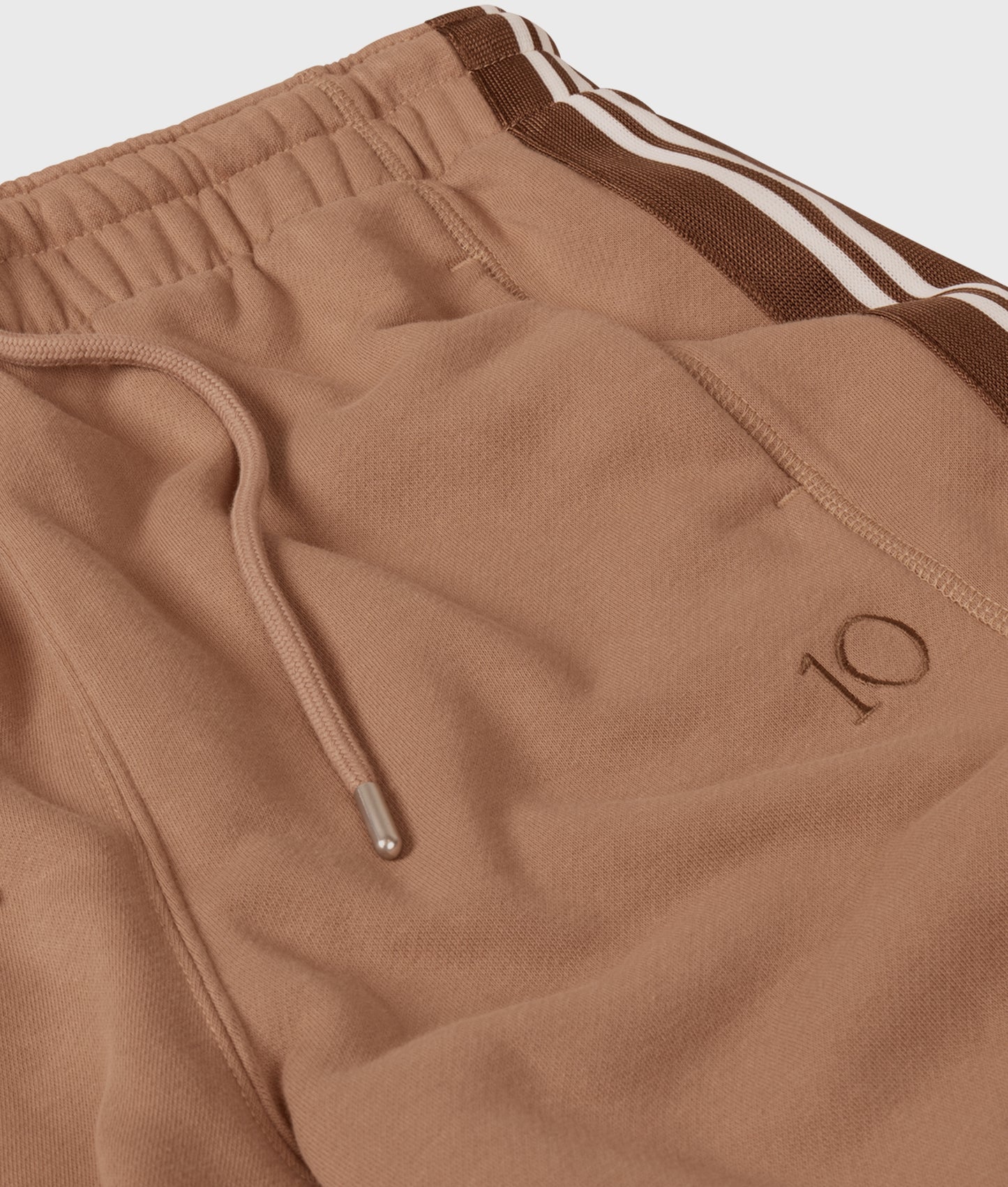 Western Jogger Tape fudge | Bildmaterial bereitgestellt von SHOES.PLEASE.
