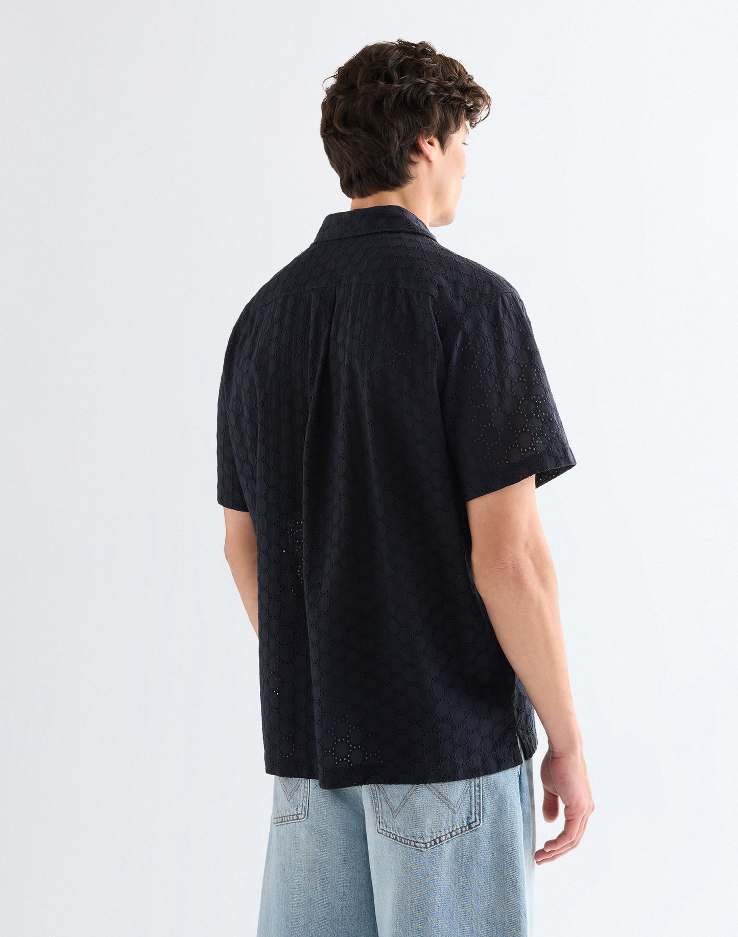 SS RESORT SHIRT dark navy | Bildmaterial bereitgestellt von SHOES.PLEASE.