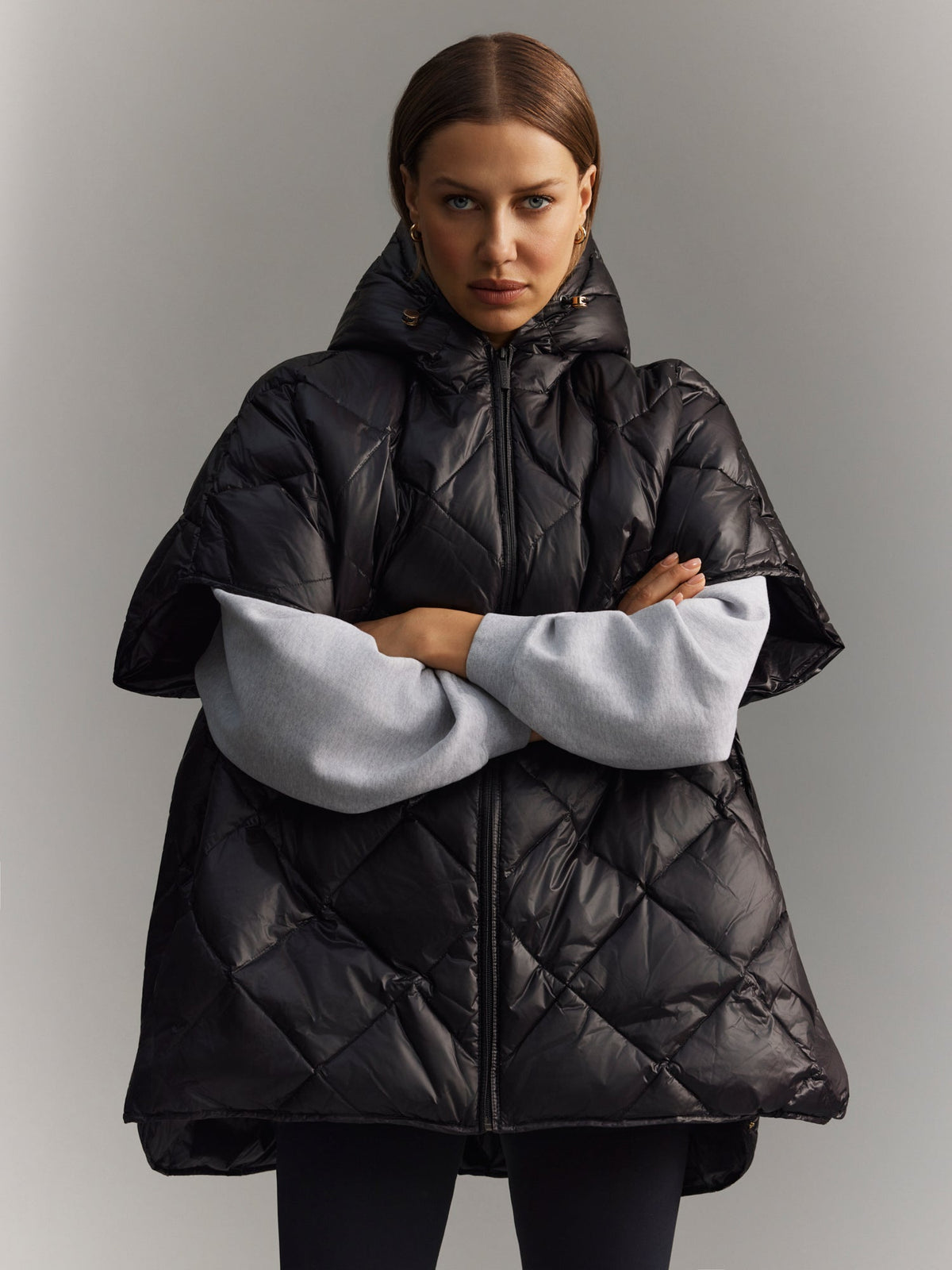 Carice Cape black | Bildmaterial bereitgestellt von SHOES.PLEASE.