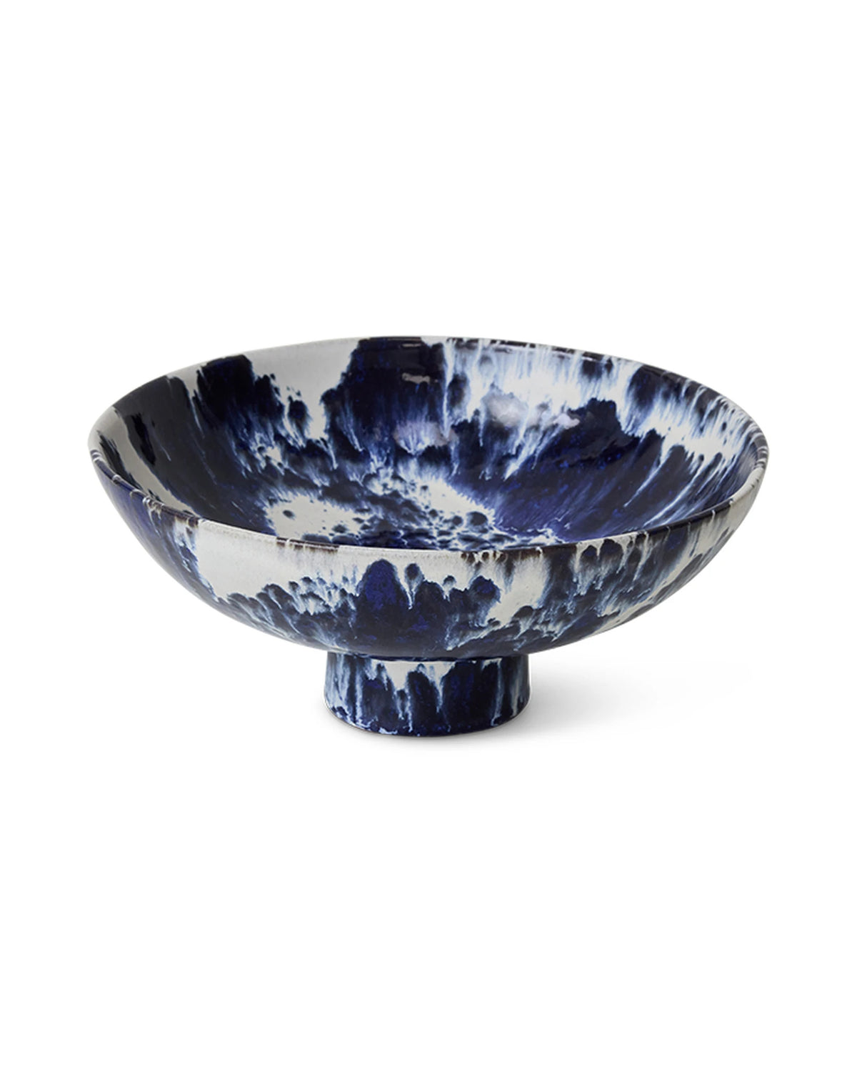 Ceramic bowl on base, indigo indigo | Bildmaterial bereitgestellt von SHOES.PLEASE.