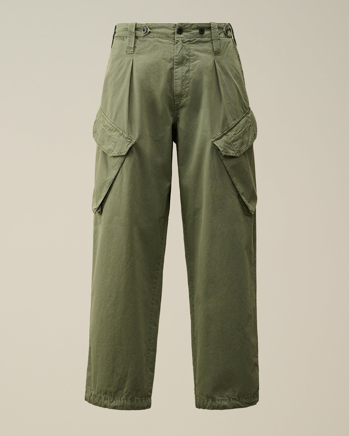 Loose Cargo Pants thyme | Bildmaterial bereitgestellt von SHOES.PLEASE.