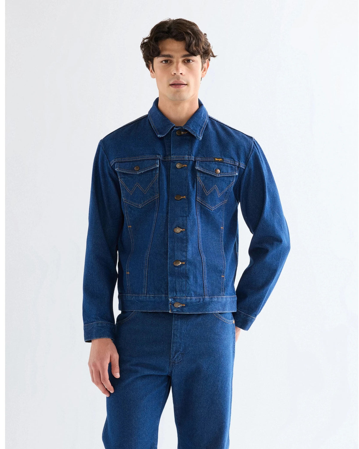COWBOY CUT JACKET prewashed indigo | Bildmaterial bereitgestellt von SHOES.PLEASE.