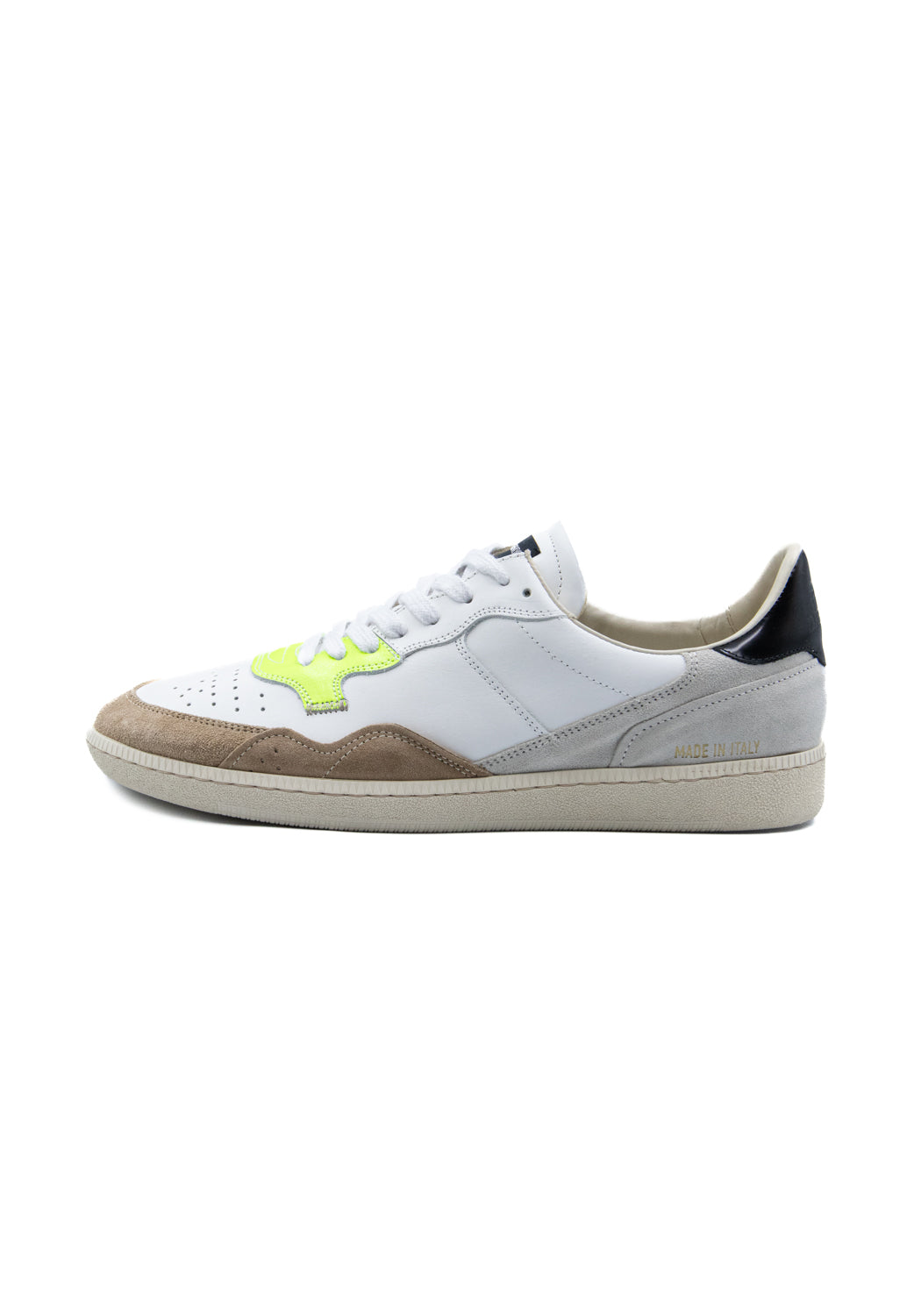 MEGA T white/black | Bildmaterial bereitgestellt von SHOES.PLEASE.