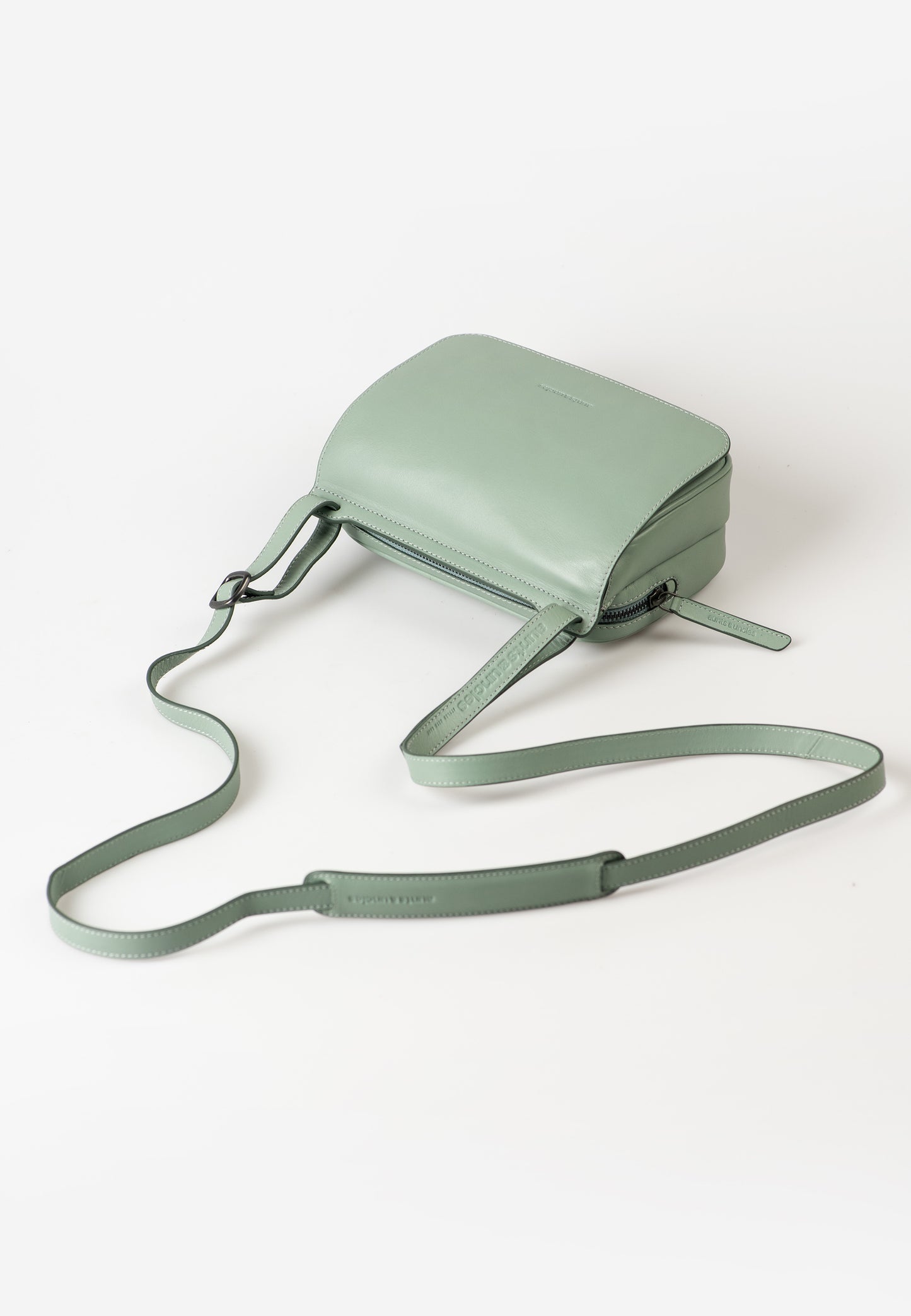 Magnolia Jamie's Orchard sage green | Bildmaterial bereitgestellt von SHOES.PLEASE.