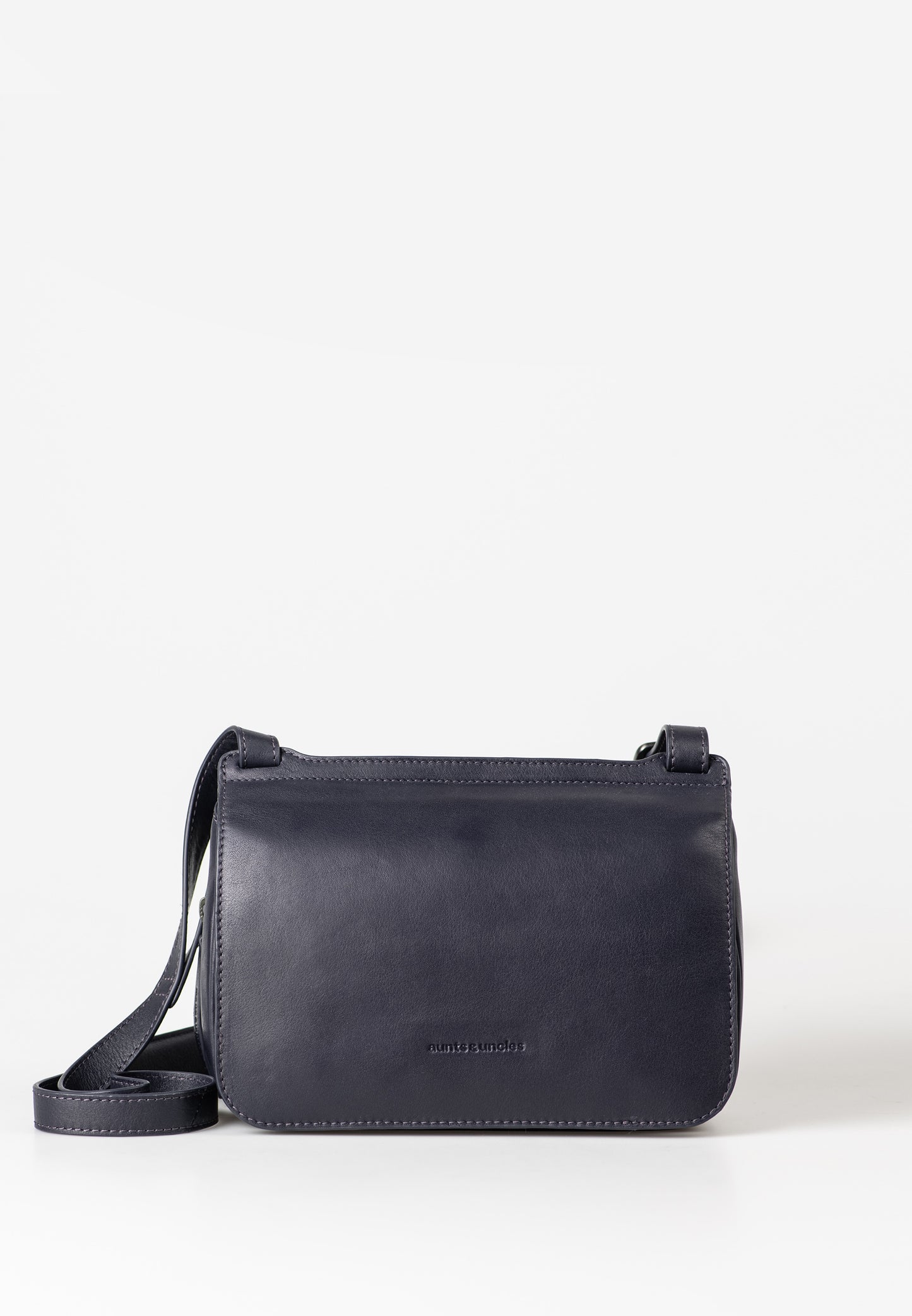 Magnolia Jamie's Orchard dark horizon | Bildmaterial bereitgestellt von SHOES.PLEASE.
