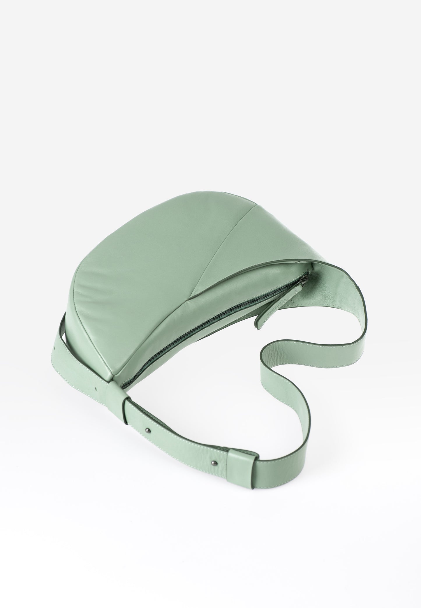 Bee Balm Jamie's Orchard sage green | Bildmaterial bereitgestellt von SHOES.PLEASE.