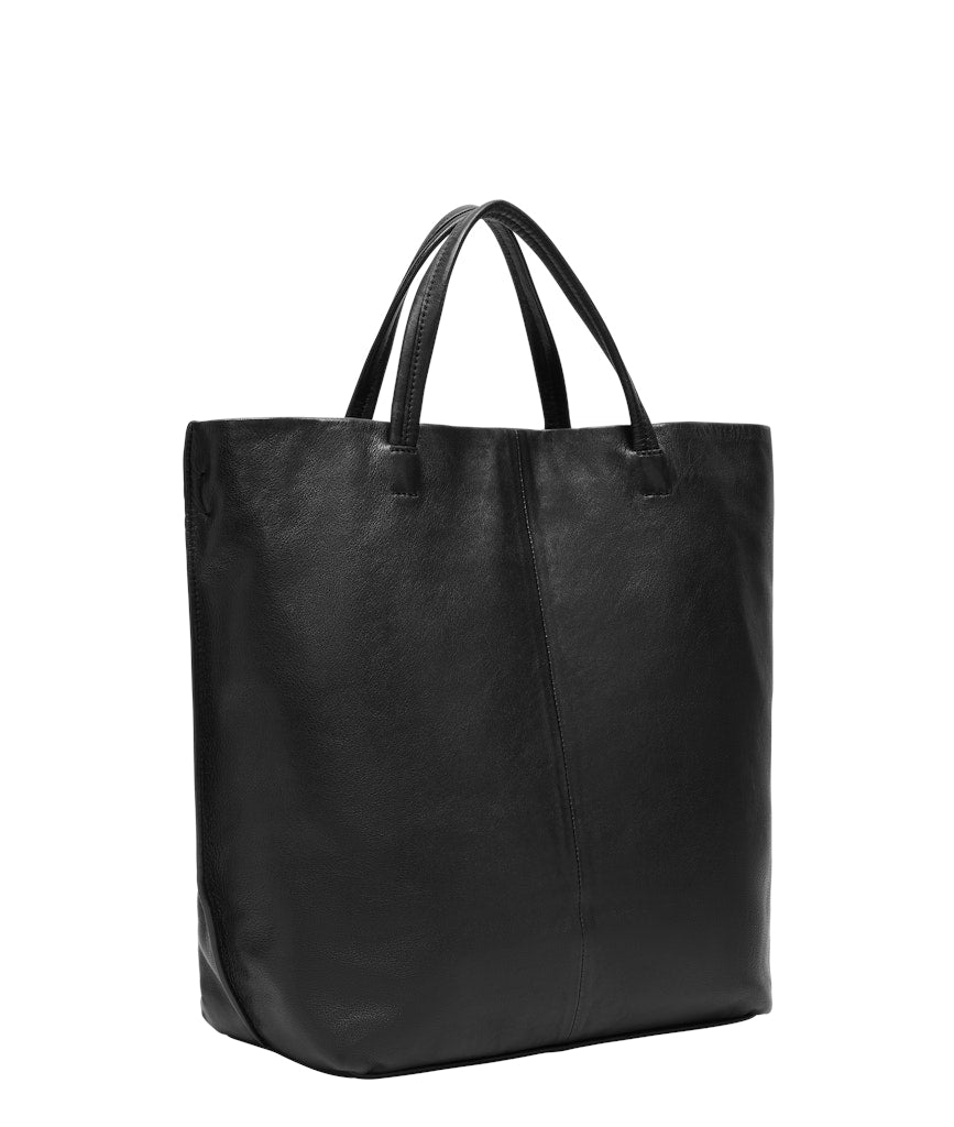 Hera Tote L Sheep Natural black | Bildmaterial bereitgestellt von SHOES.PLEASE.