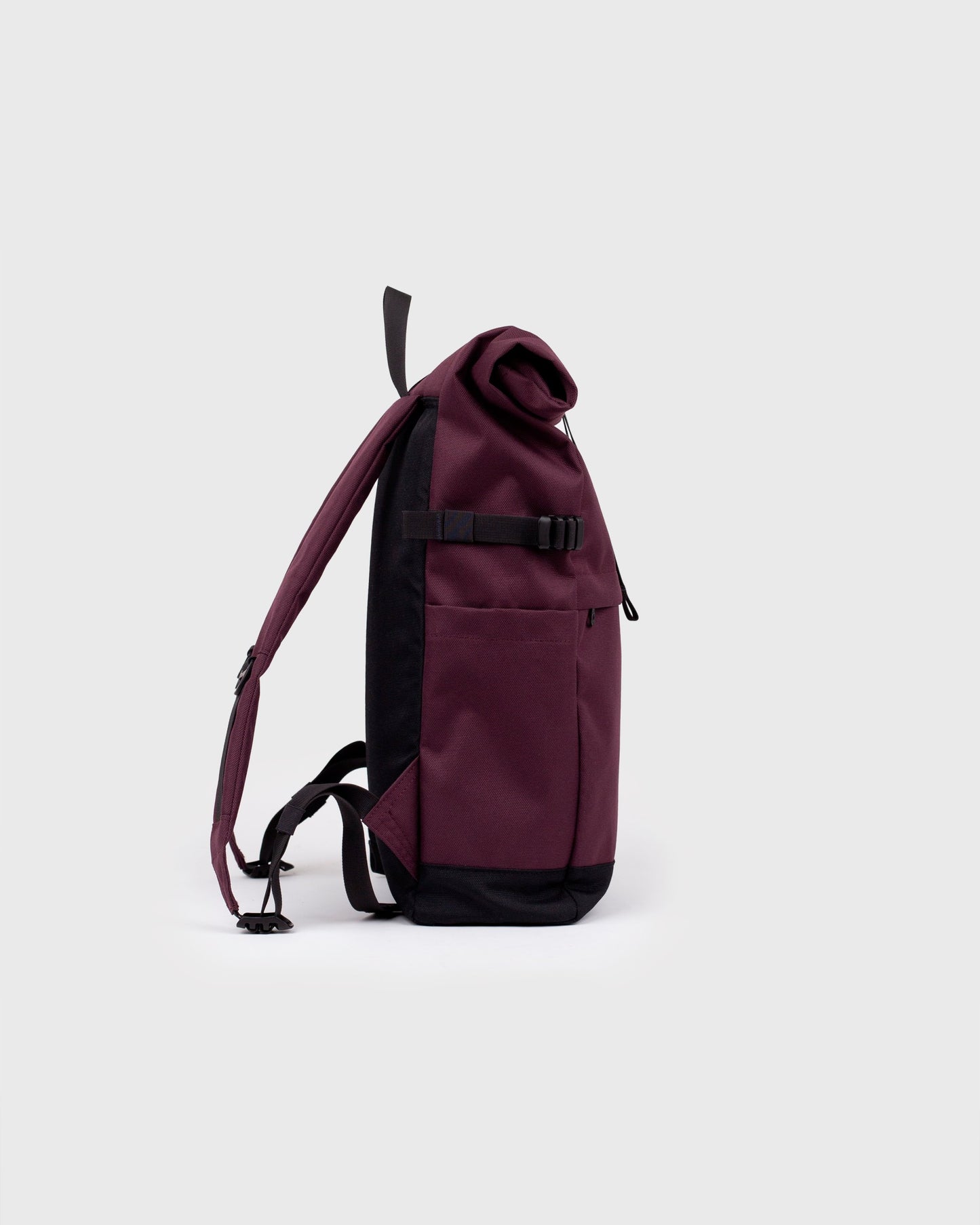 ICON Rolltop Backpack M cabernet | Bildmaterial bereitgestellt von SHOES.PLEASE.