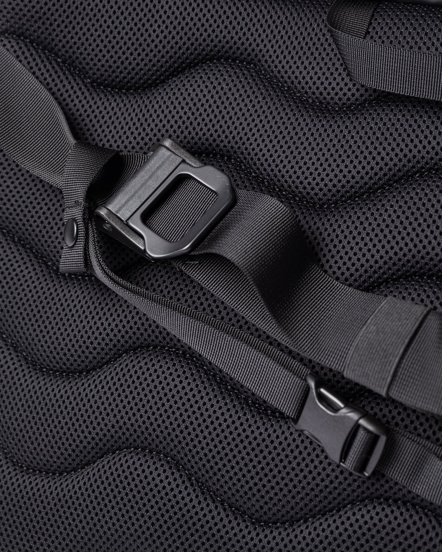 STREAM Messenger black | Bildmaterial bereitgestellt von SHOES.PLEASE.