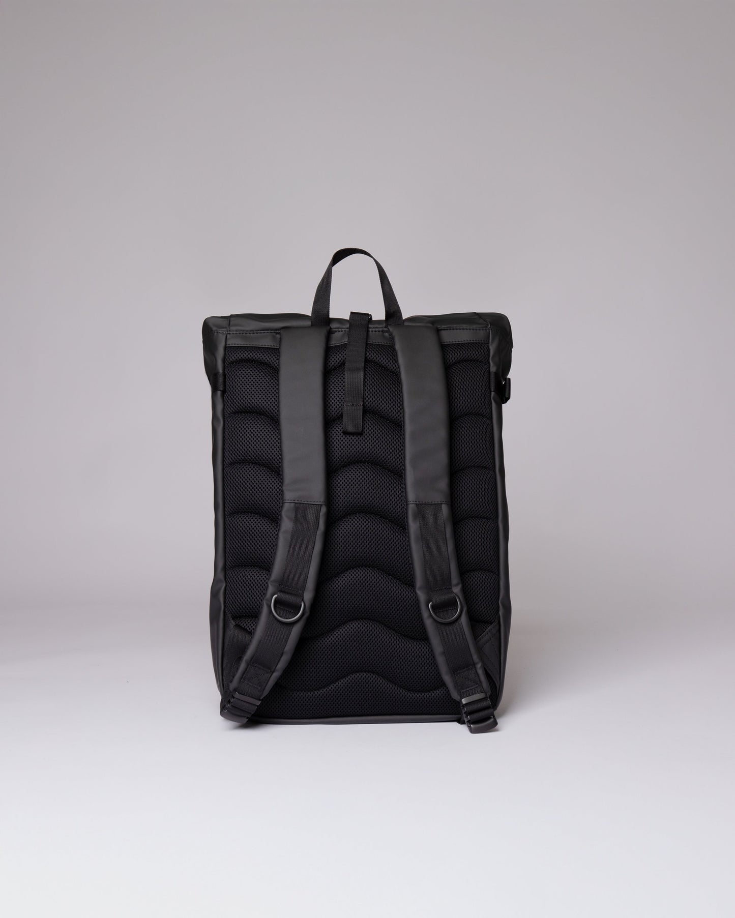 STREAM Slim Rolltop L black | Bildmaterial bereitgestellt von SHOES.PLEASE.