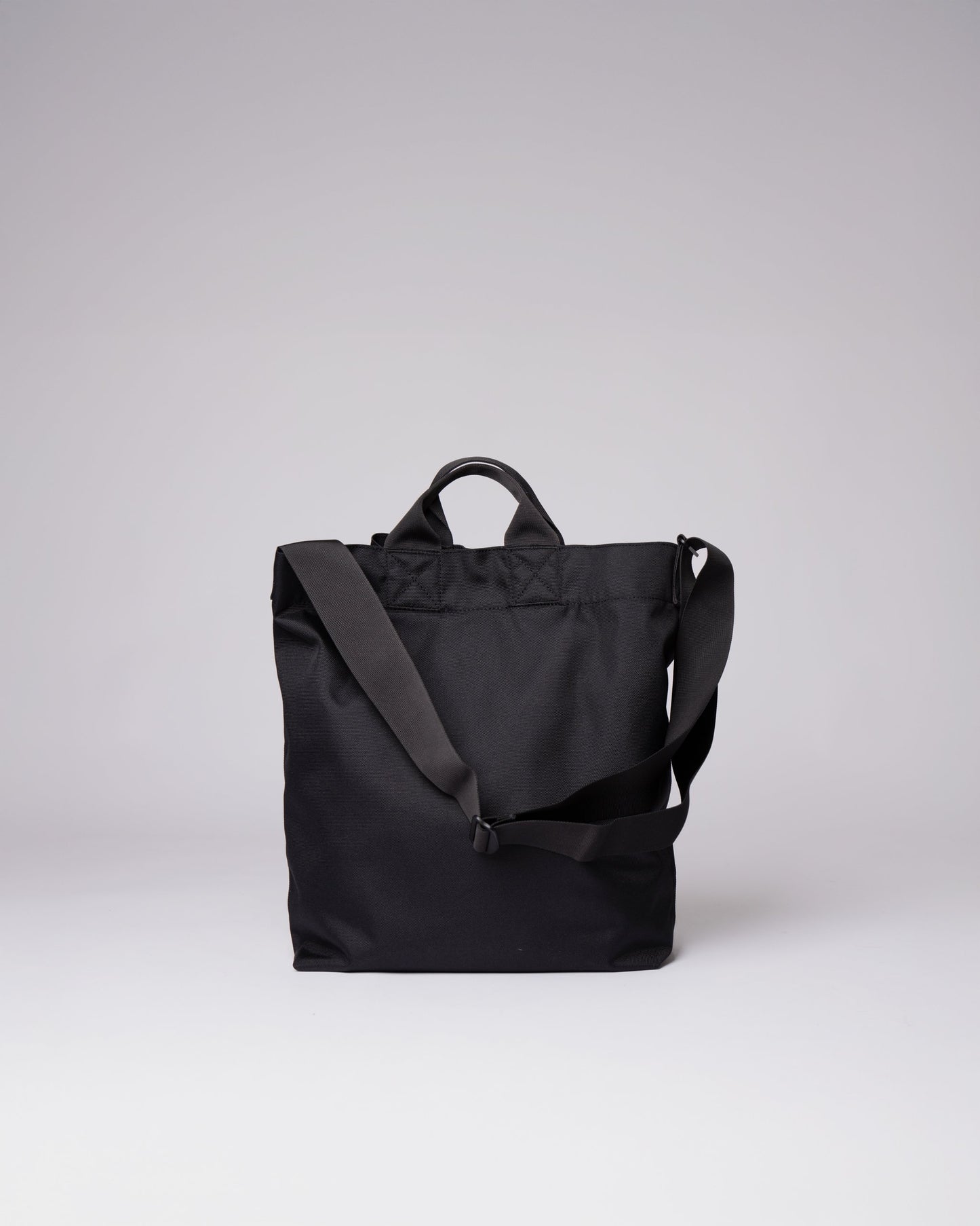 GROUND Shopper Bag black | Bildmaterial bereitgestellt von SHOES.PLEASE.