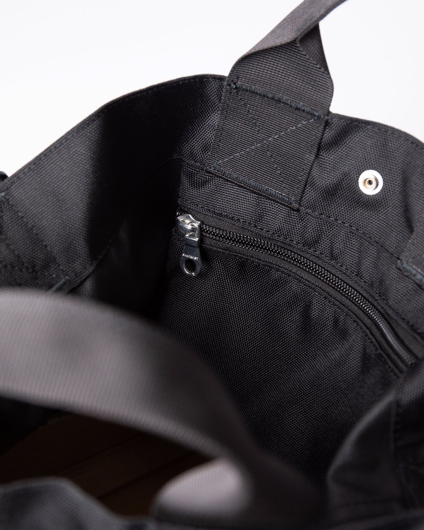 GROUND Shopper Bag black | Bildmaterial bereitgestellt von SHOES.PLEASE.