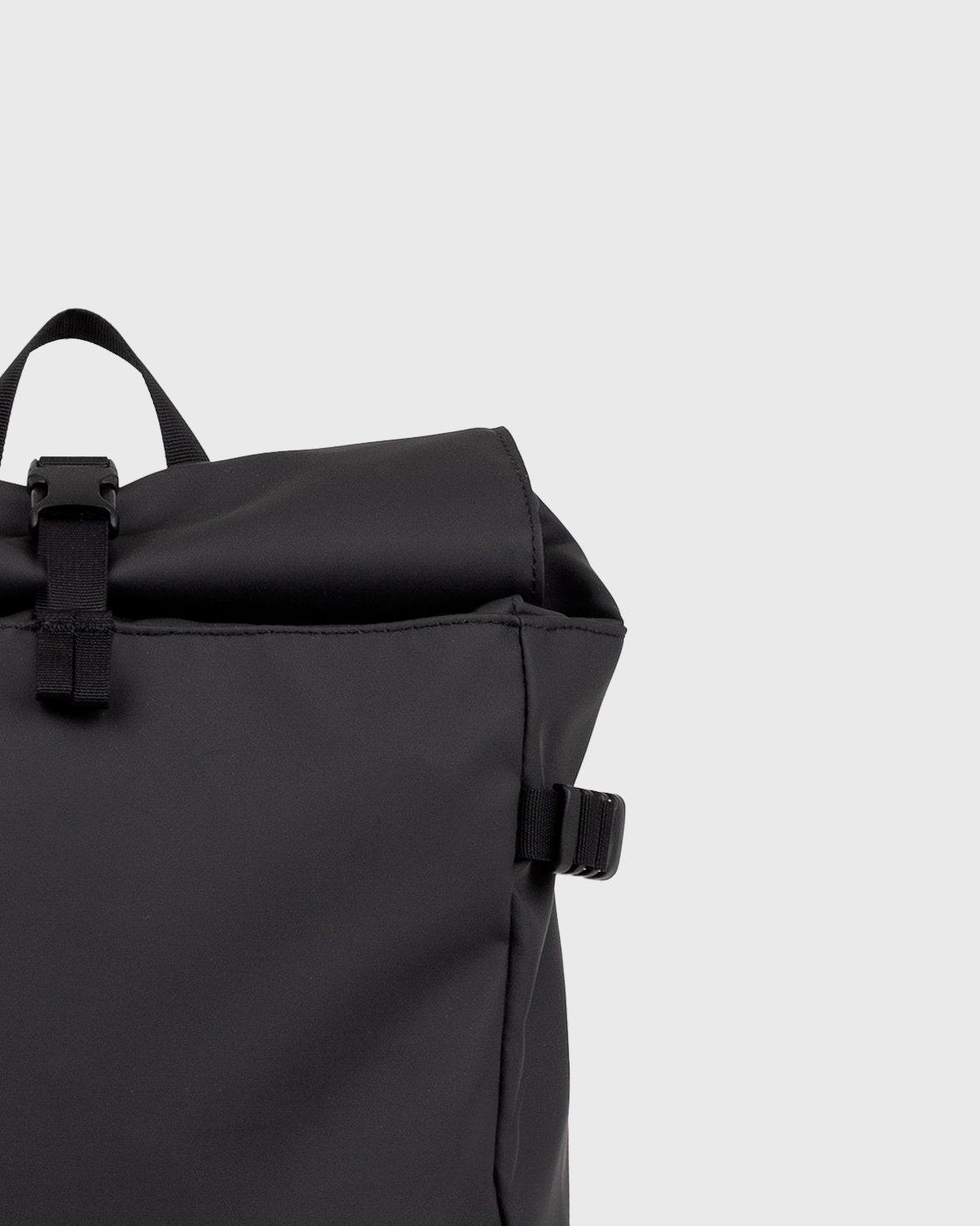 STREAM Slim Rolltop M black | Bildmaterial bereitgestellt von SHOES.PLEASE.